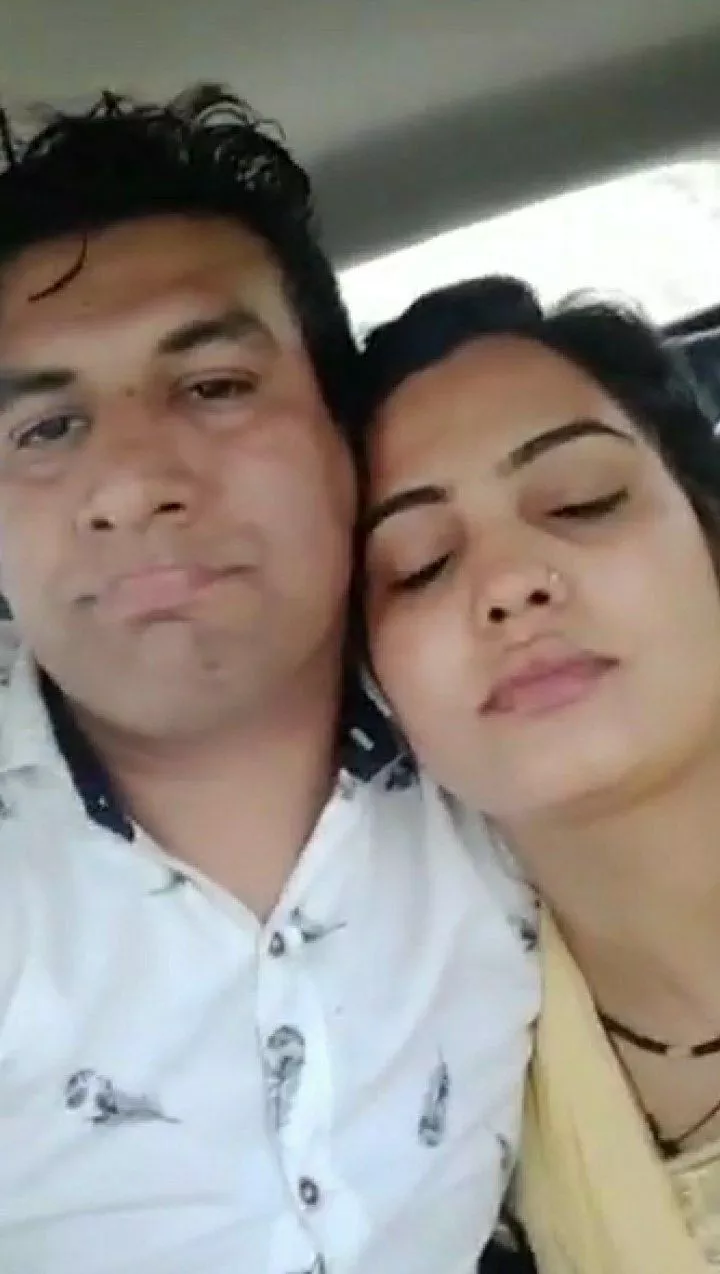 DESI PUNJABI BHABHI HER EX BOYFRIEND NA HATH LAGTE HE FULL GARAM KADIYE