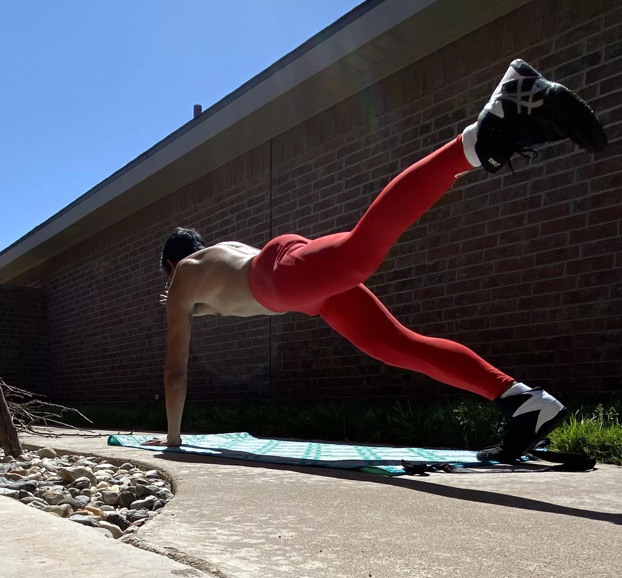 Did an hour Core outside. Black CoachTJ jockstrap underneath red tights