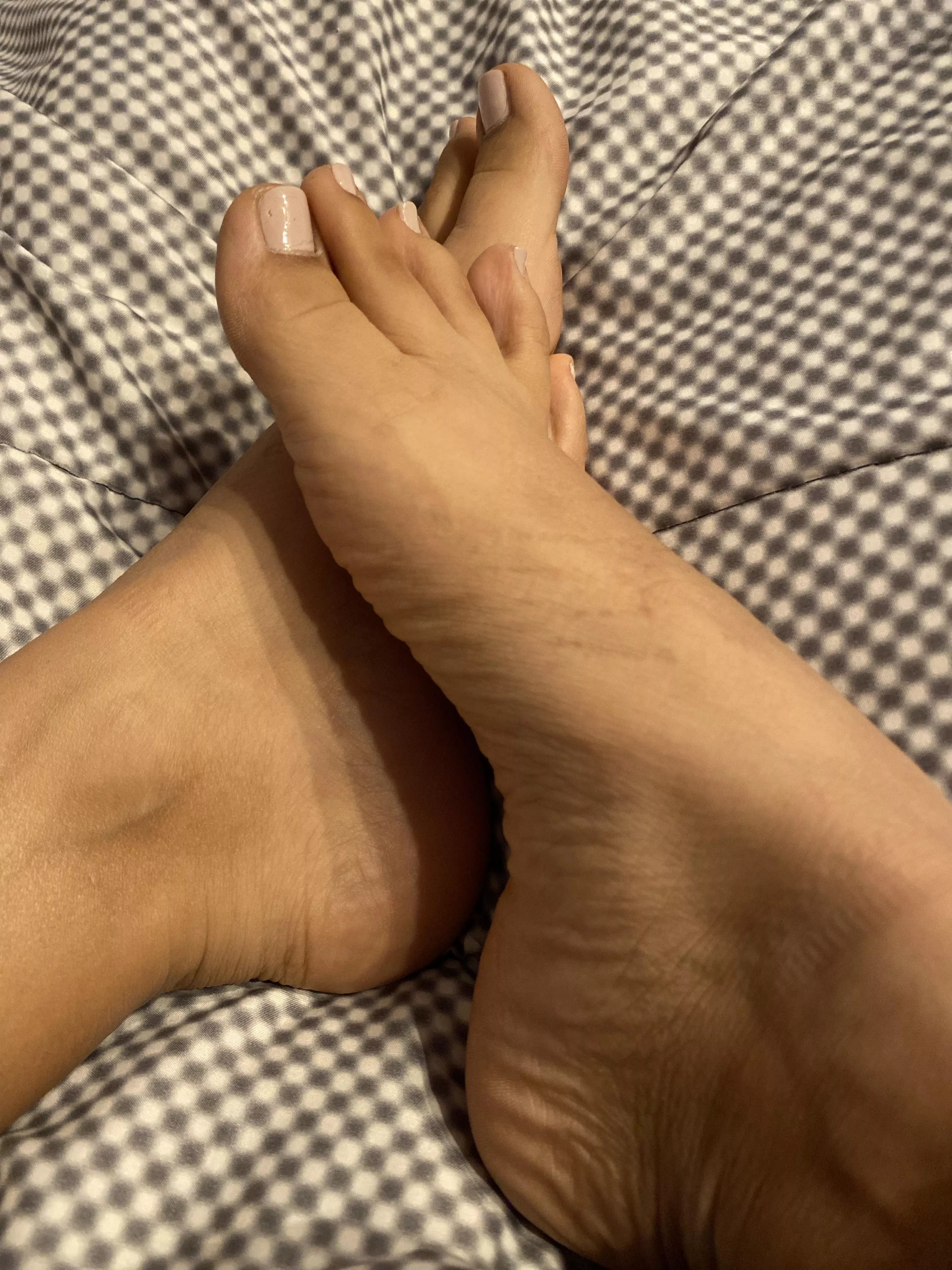 do my sweaty feet turn you on?