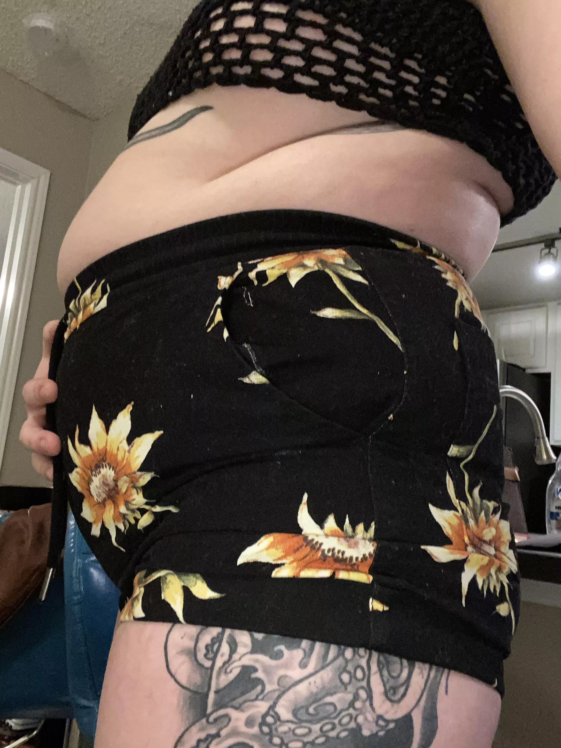 Do these shorts make my belly look big?