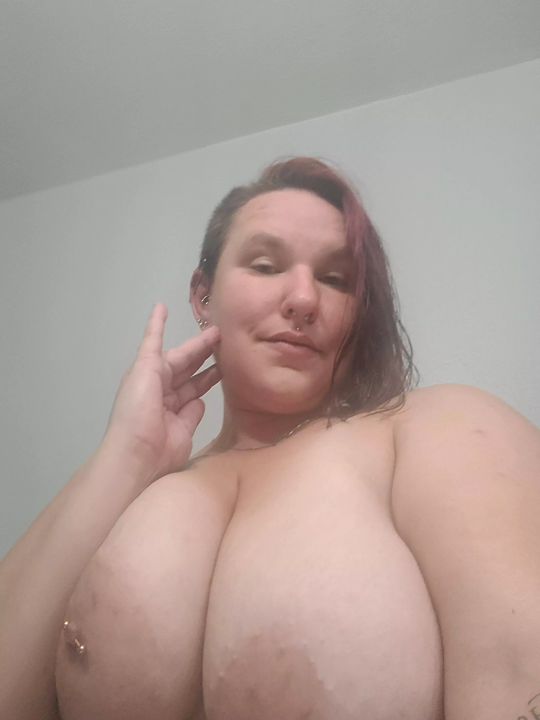 Do you like girls with big tits?