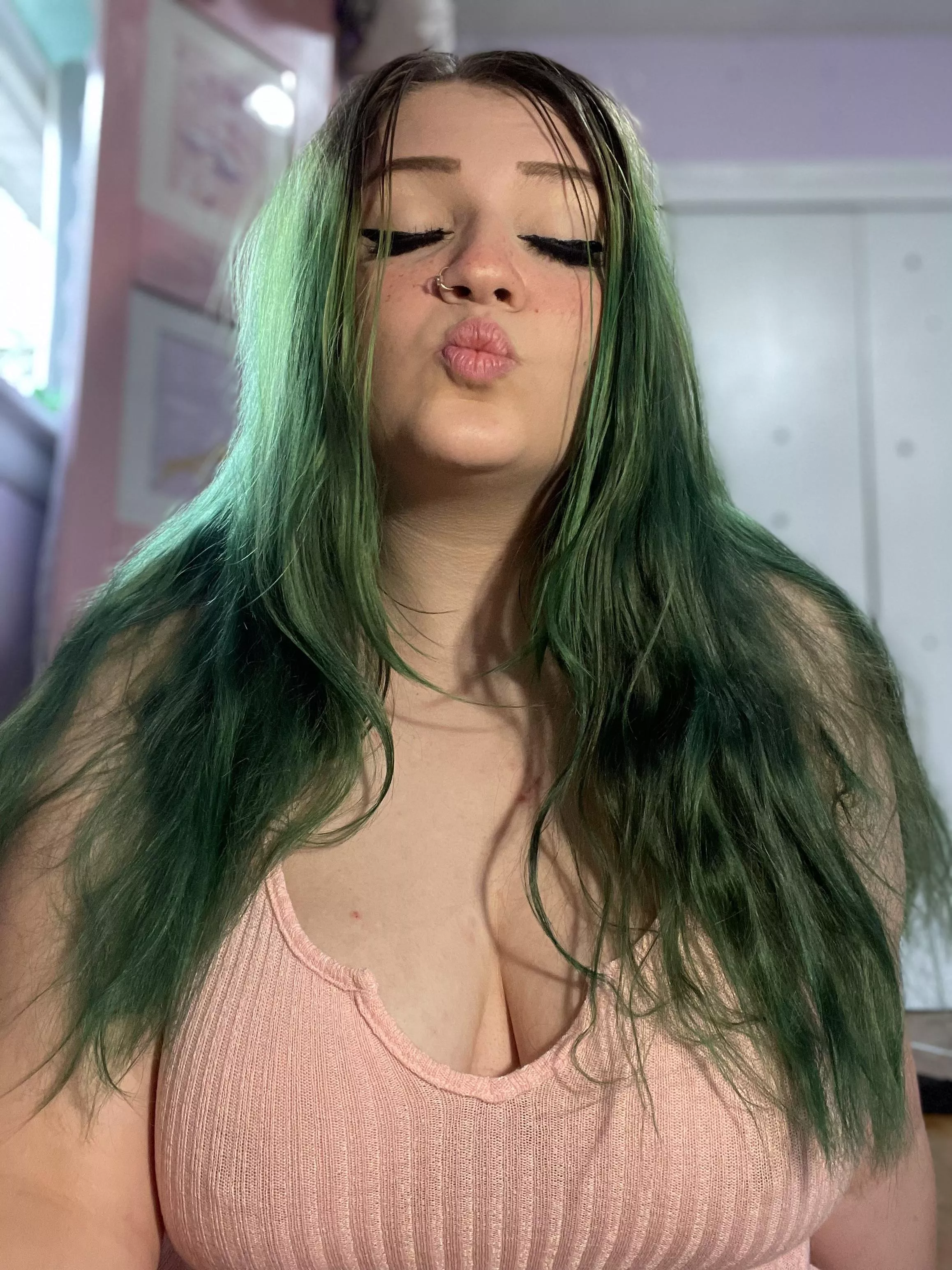 Do you like girls with green hair?