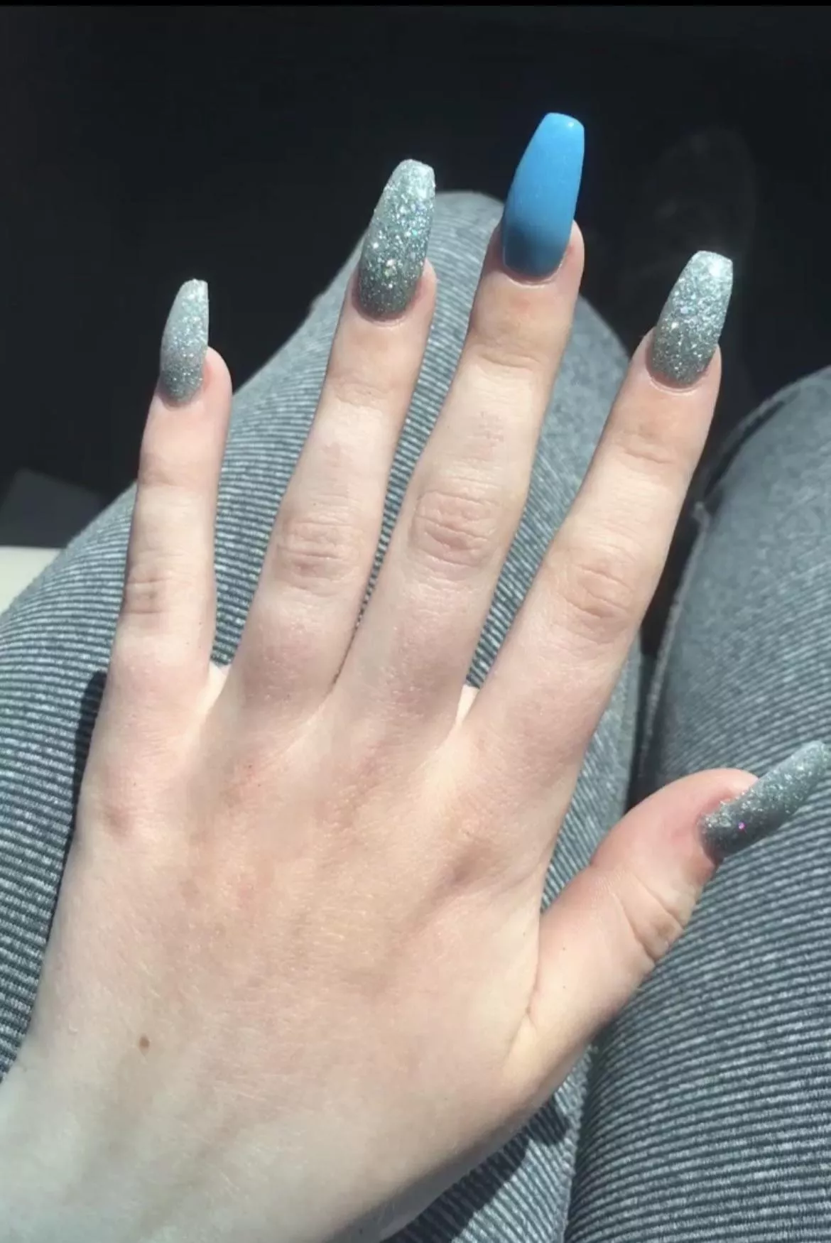 Do you like long nails? 💙