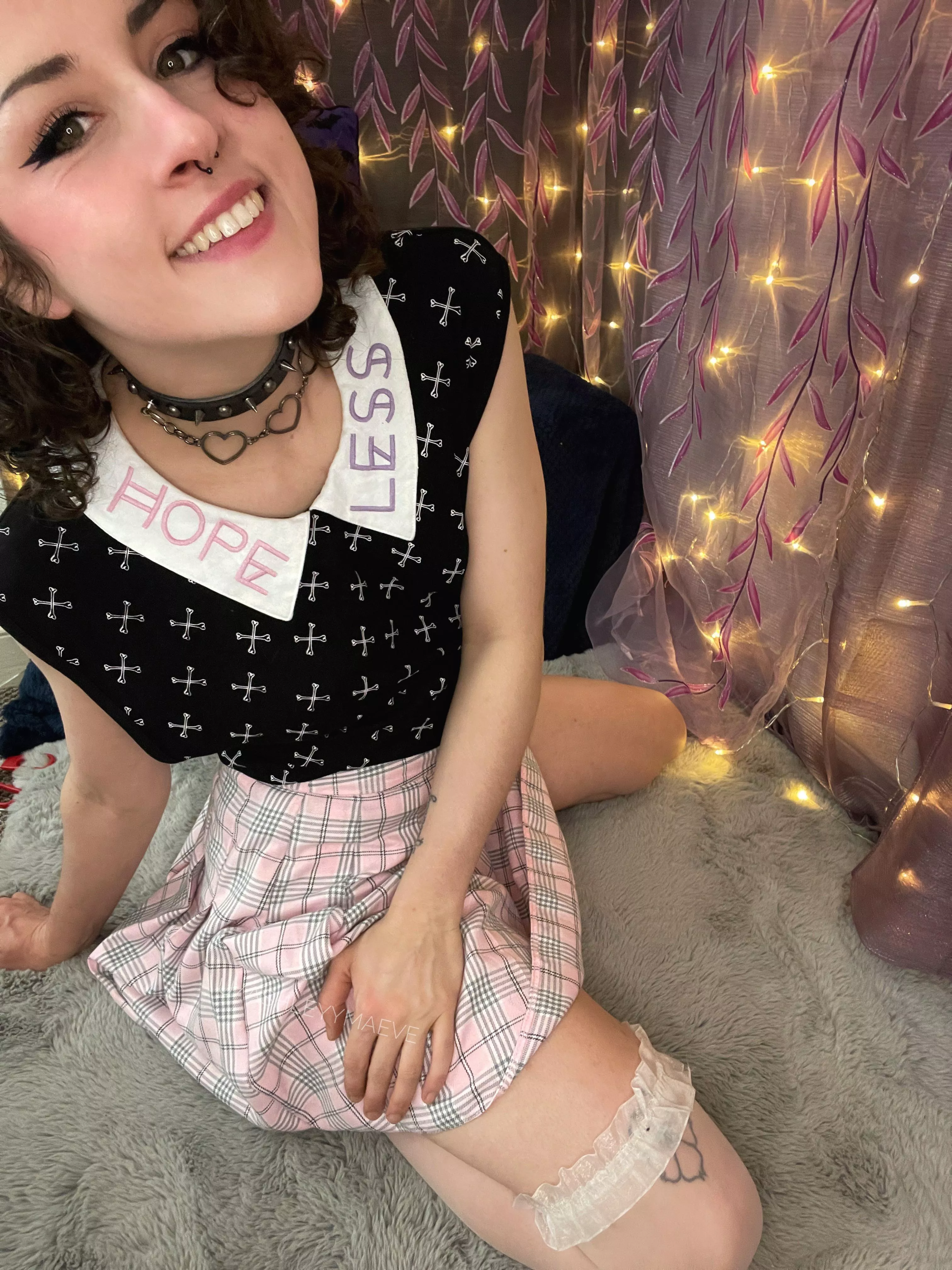 Do you like pink skirts too?