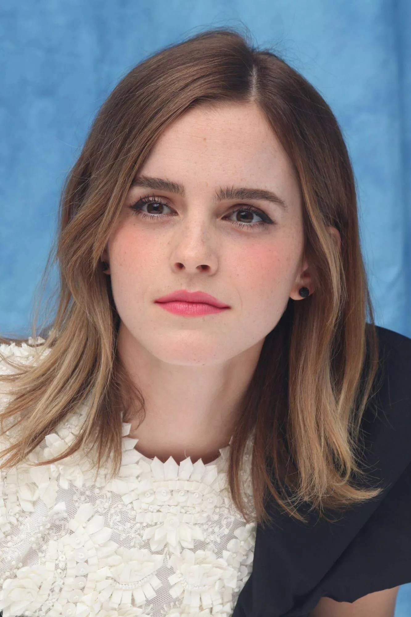 Do you think Emma Watson would give you a perfect blowjob ??