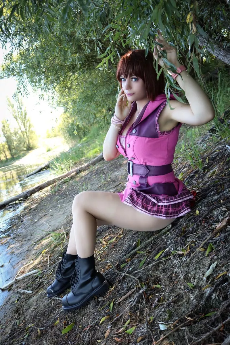 Do you want to go on an adventure with Kairi? (By Lysande)