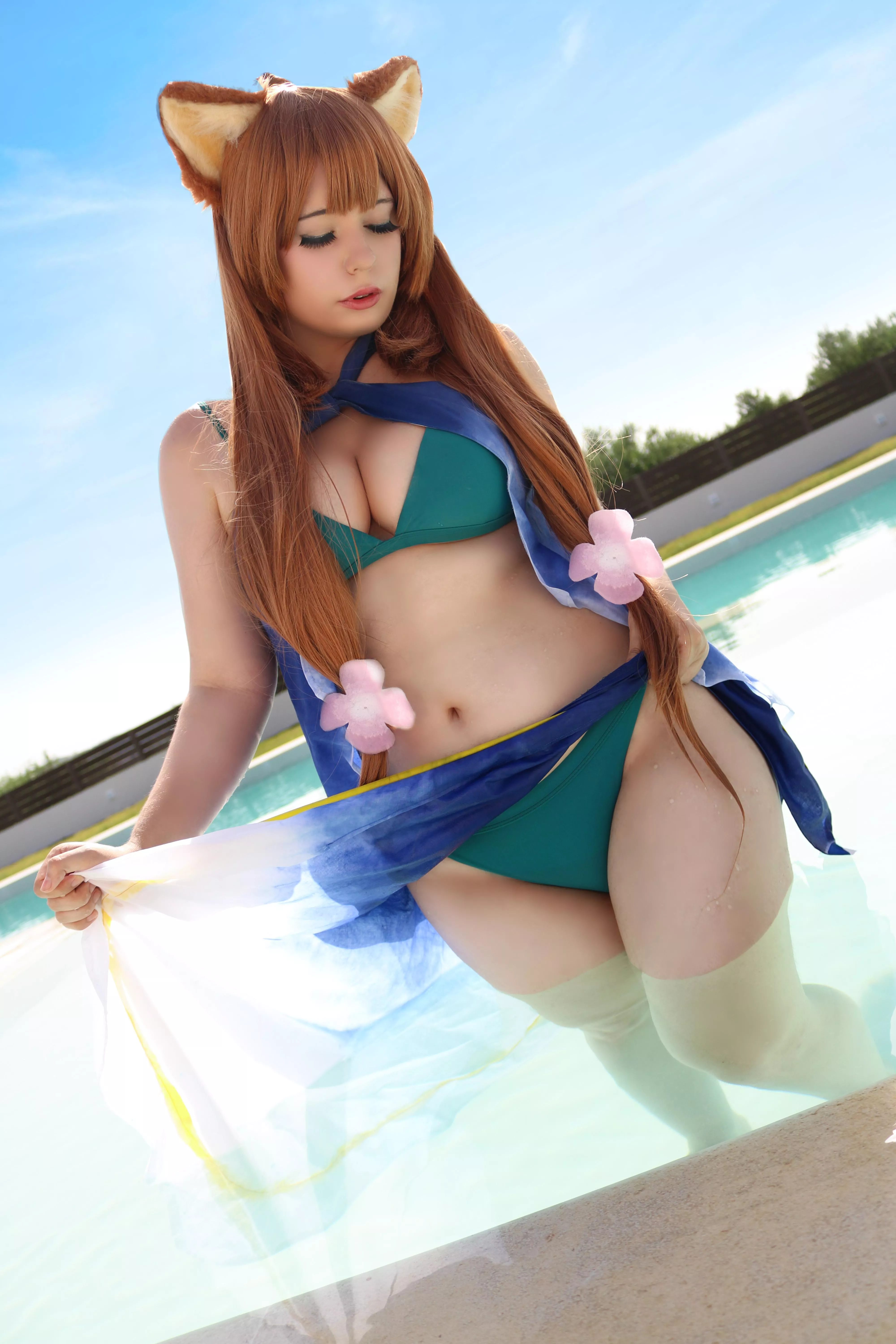 Do you want to swim with Raphtalia? (By Lysande)