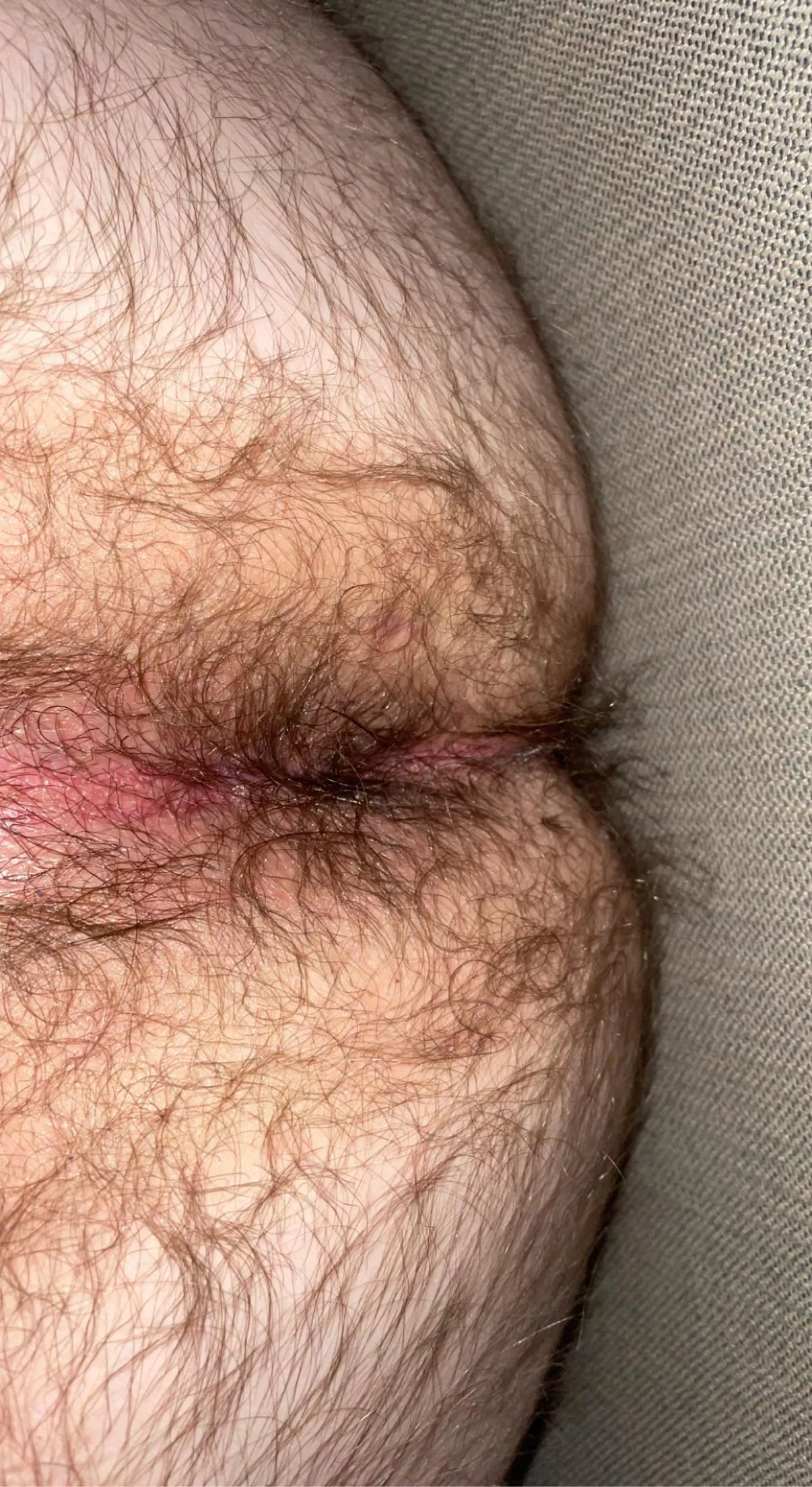 Does my hairy hole count for hump day? 😏 (23m)