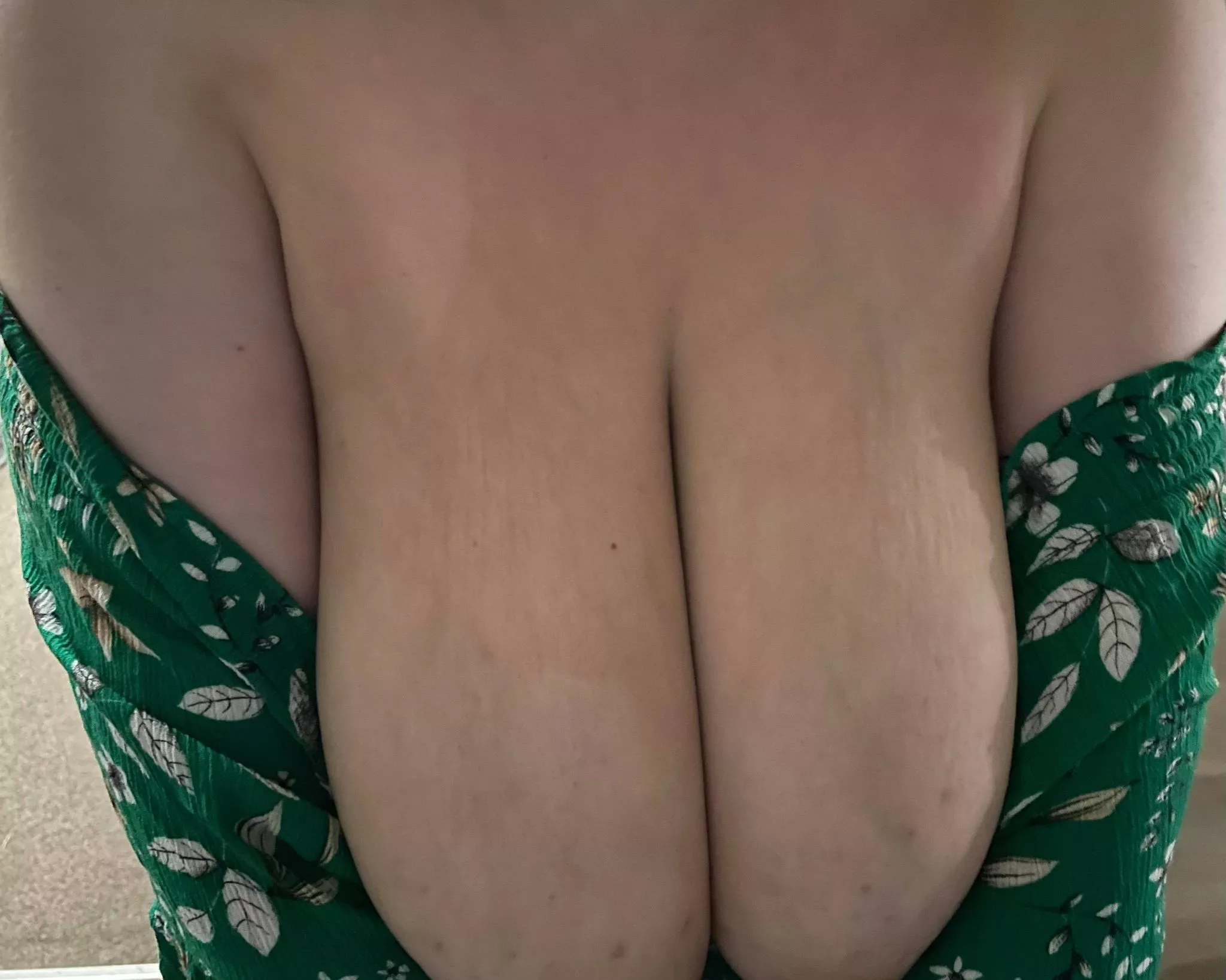 does this dress make my tits look big?