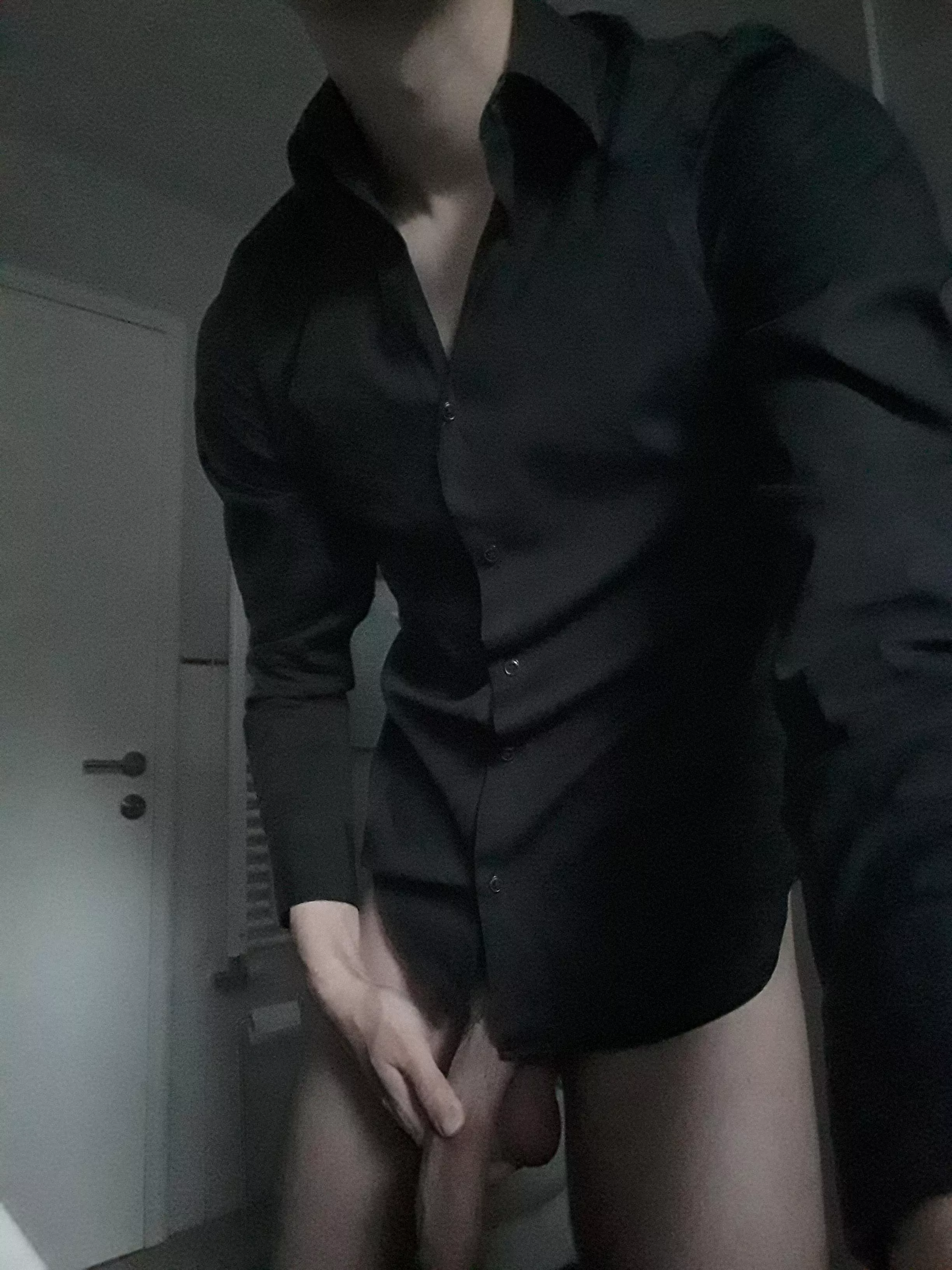 Does this shirt make me look sexy