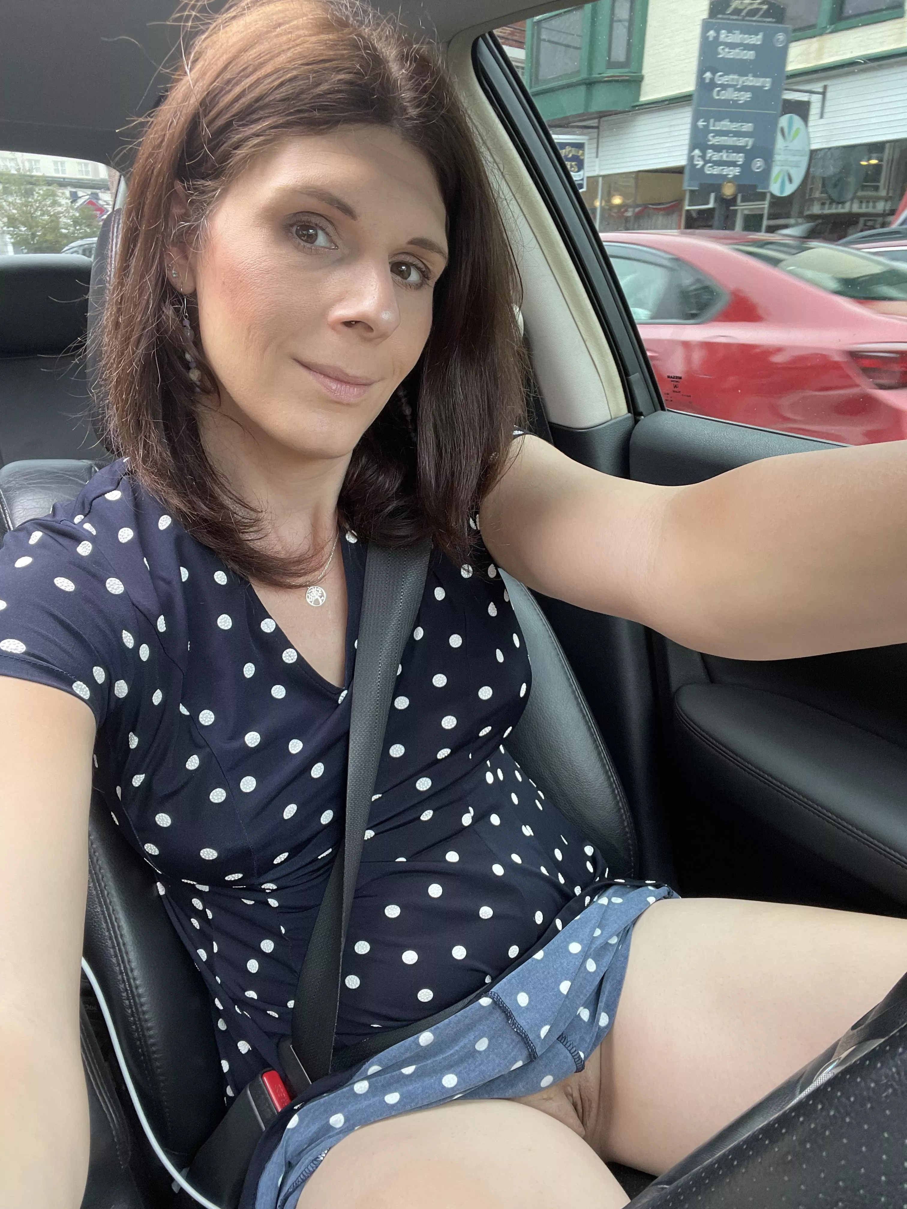 Doing exactly what I should!! (39F)