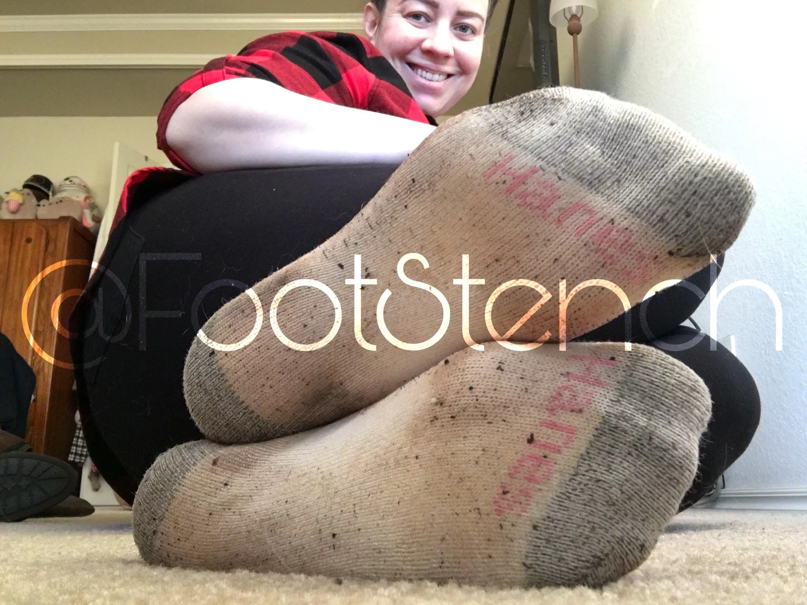 [Domme] My smelly socks are your sex life ðŸ˜‚ðŸ˜‚