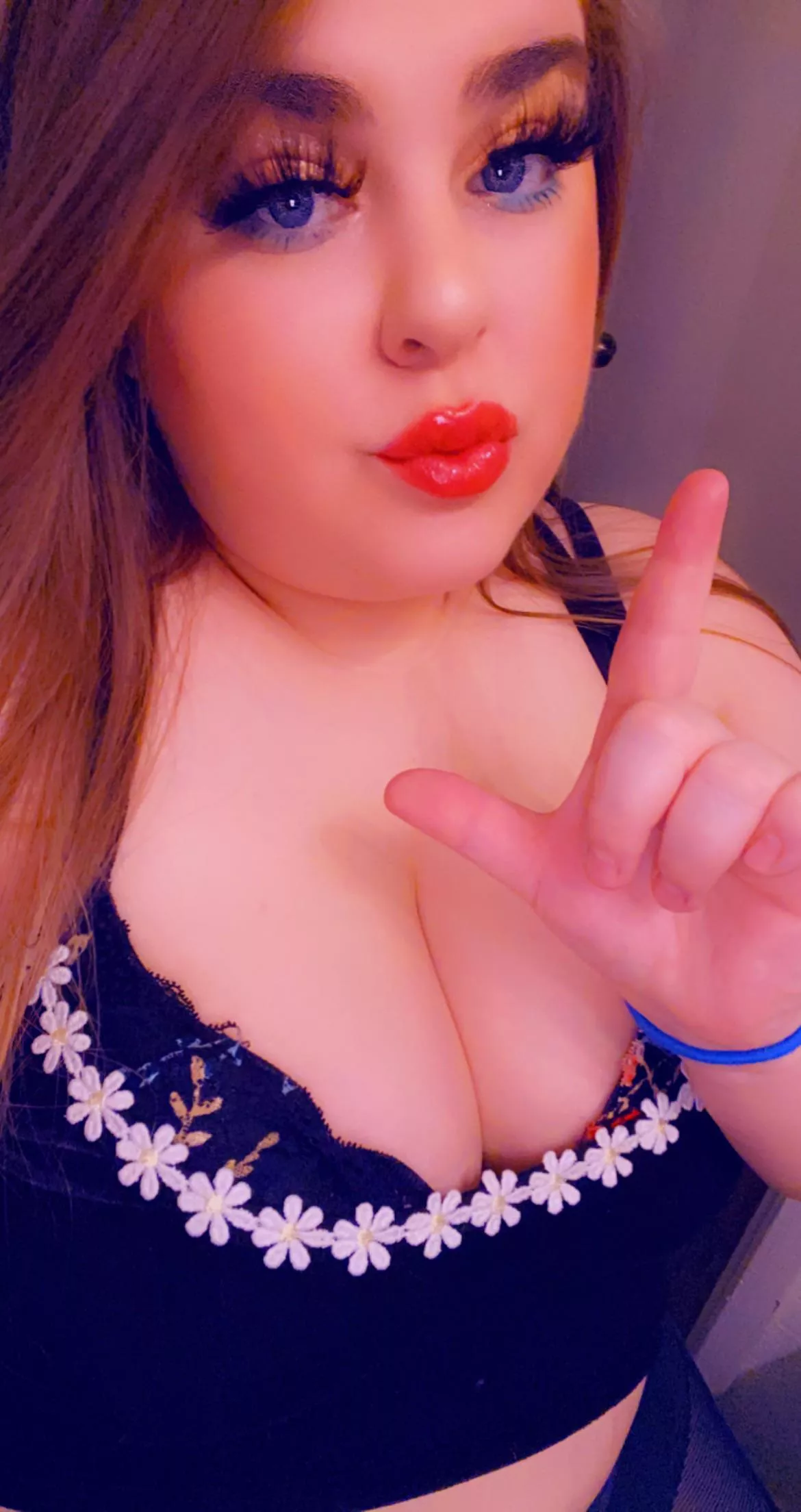 [domme] you losers could never please me ðŸ˜ˆ