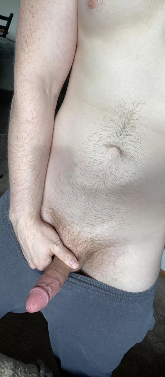 Donâ€™t let the dick fool you, I have a tight hole that also needs attention ðŸ¥´