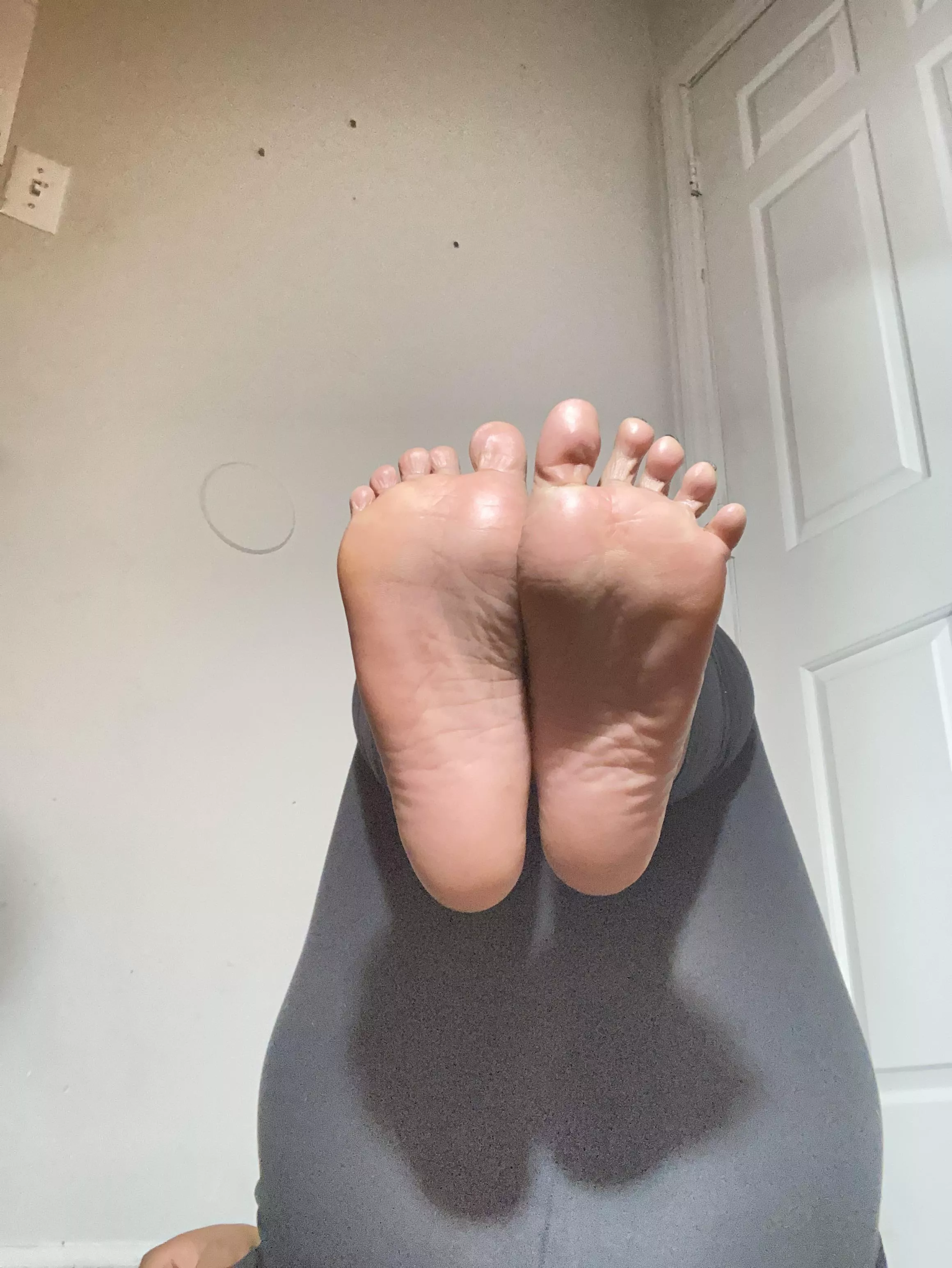 Don’t you like the wrinkles in my soles😉