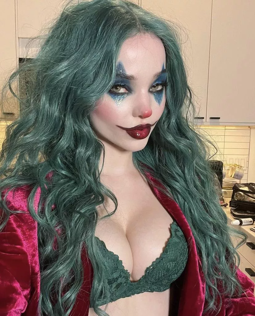 Dove as Joker🤤