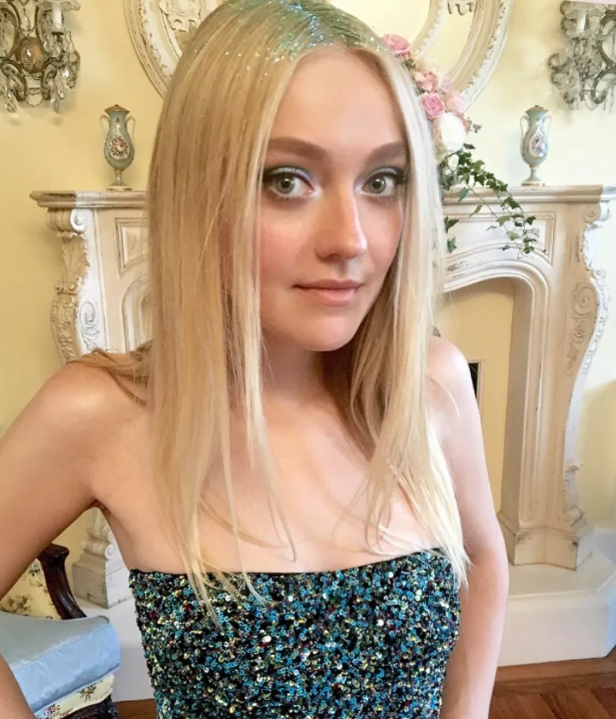 Dreaming of being sucked enthusiastically by a bud for Dakota Fanning