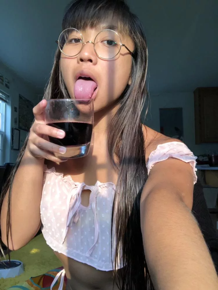 Drink wine with me