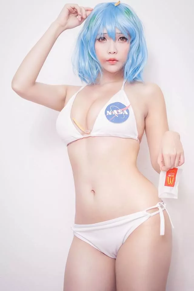 Earth-chan + bikini + cosplay = awesome