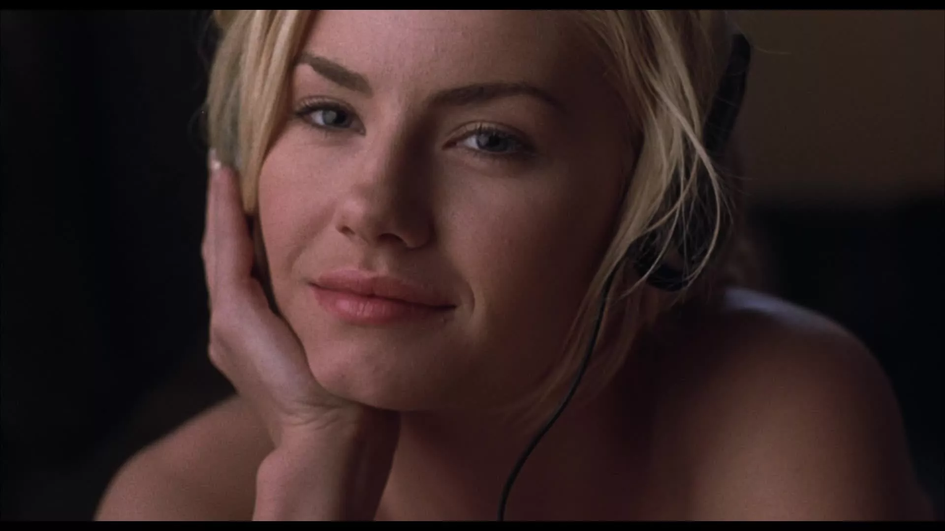 Elisha Cuthbert