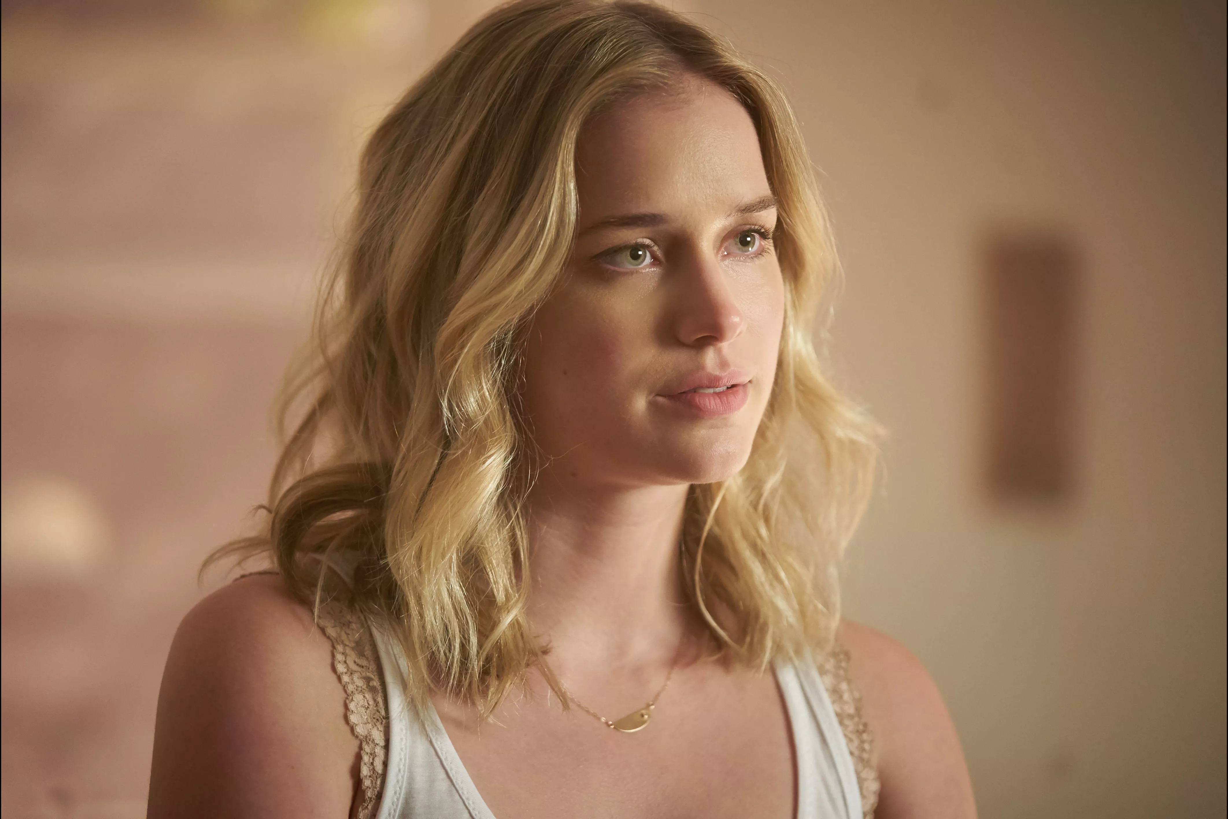 Elizabeth Lail