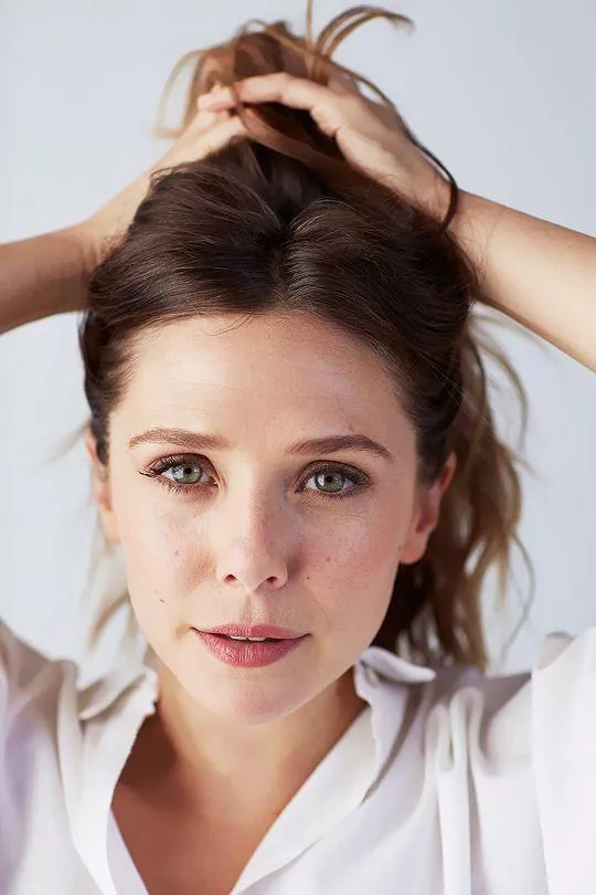 Elizabeth Olsen’s face just ales my blood rush right to my cock