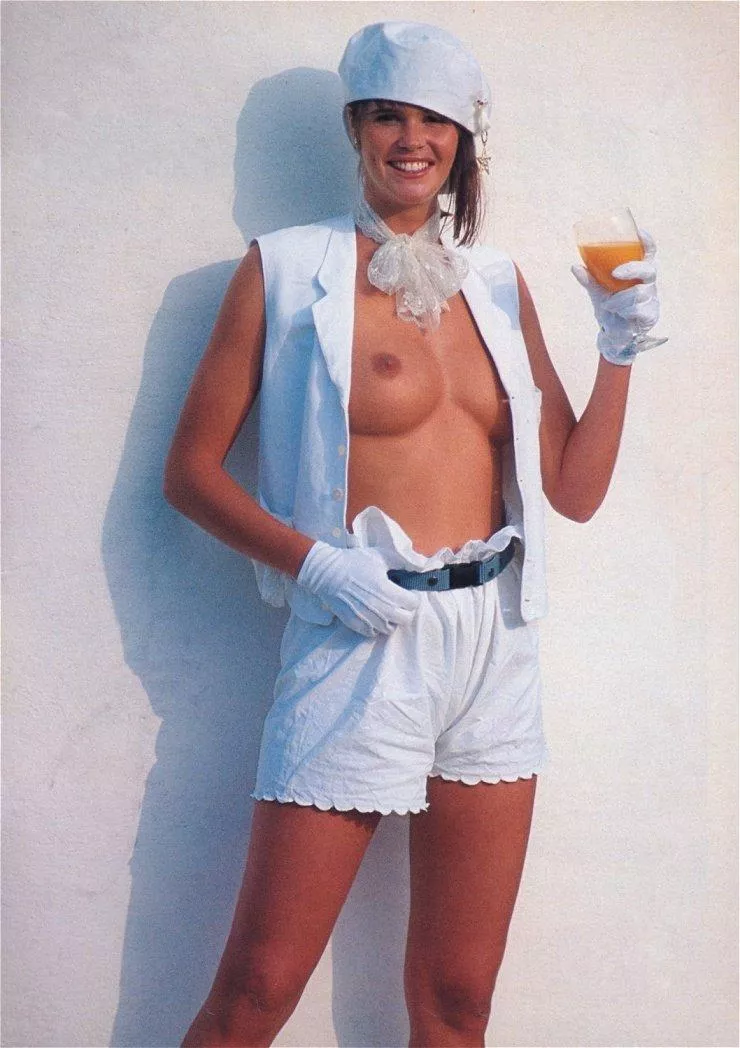 Elle Macpherson