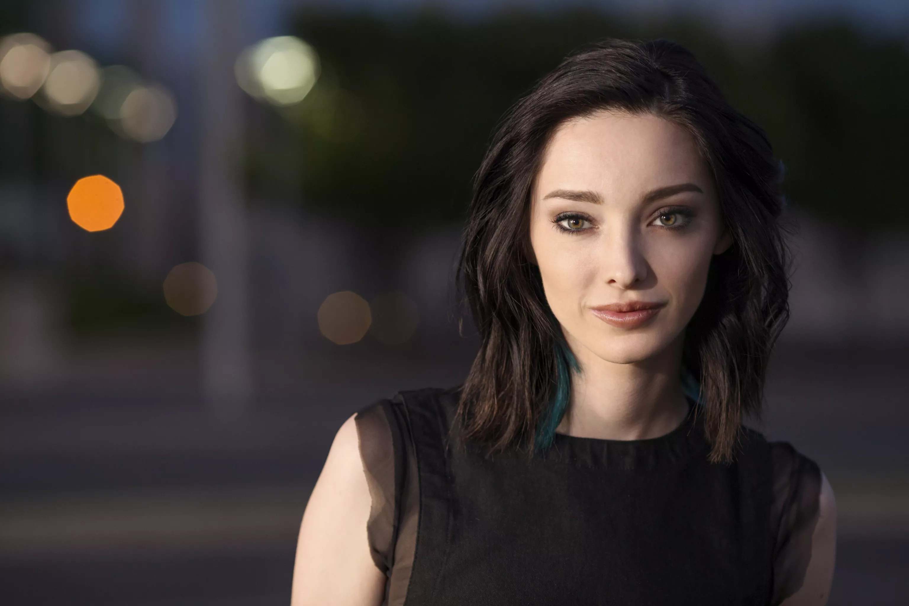 Emma Dumont