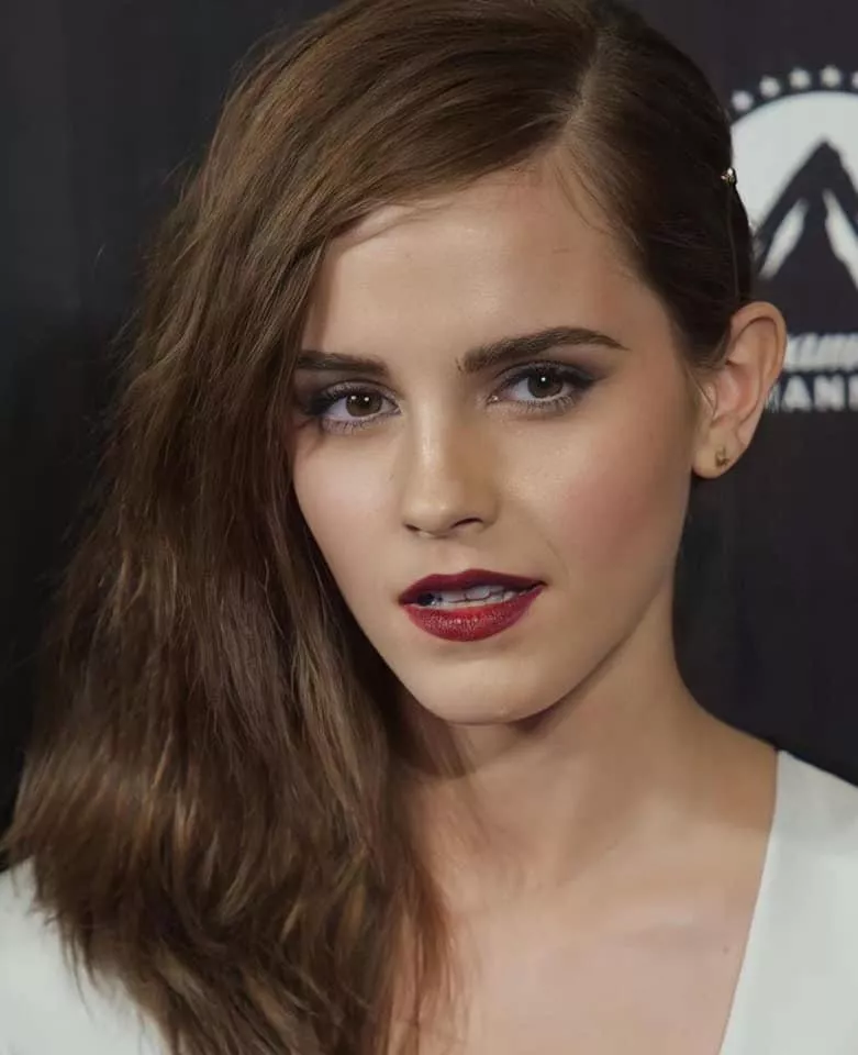 Emma Watson would get face fucked silly