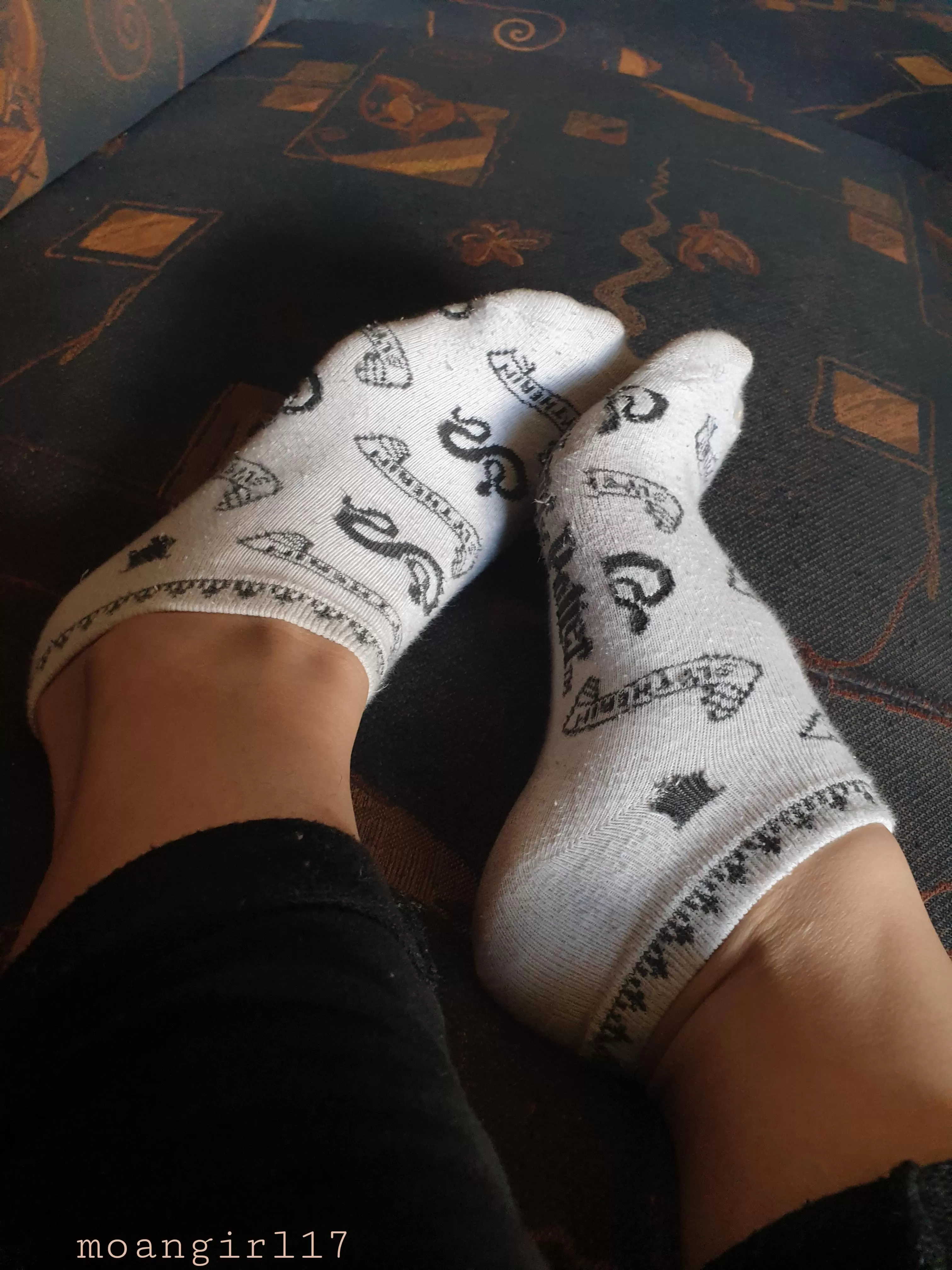 [f] Got some cute new slytherin socks!