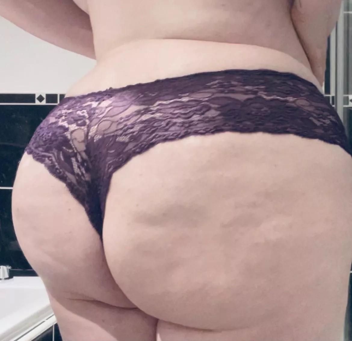 [F] THICK thick ðŸ°