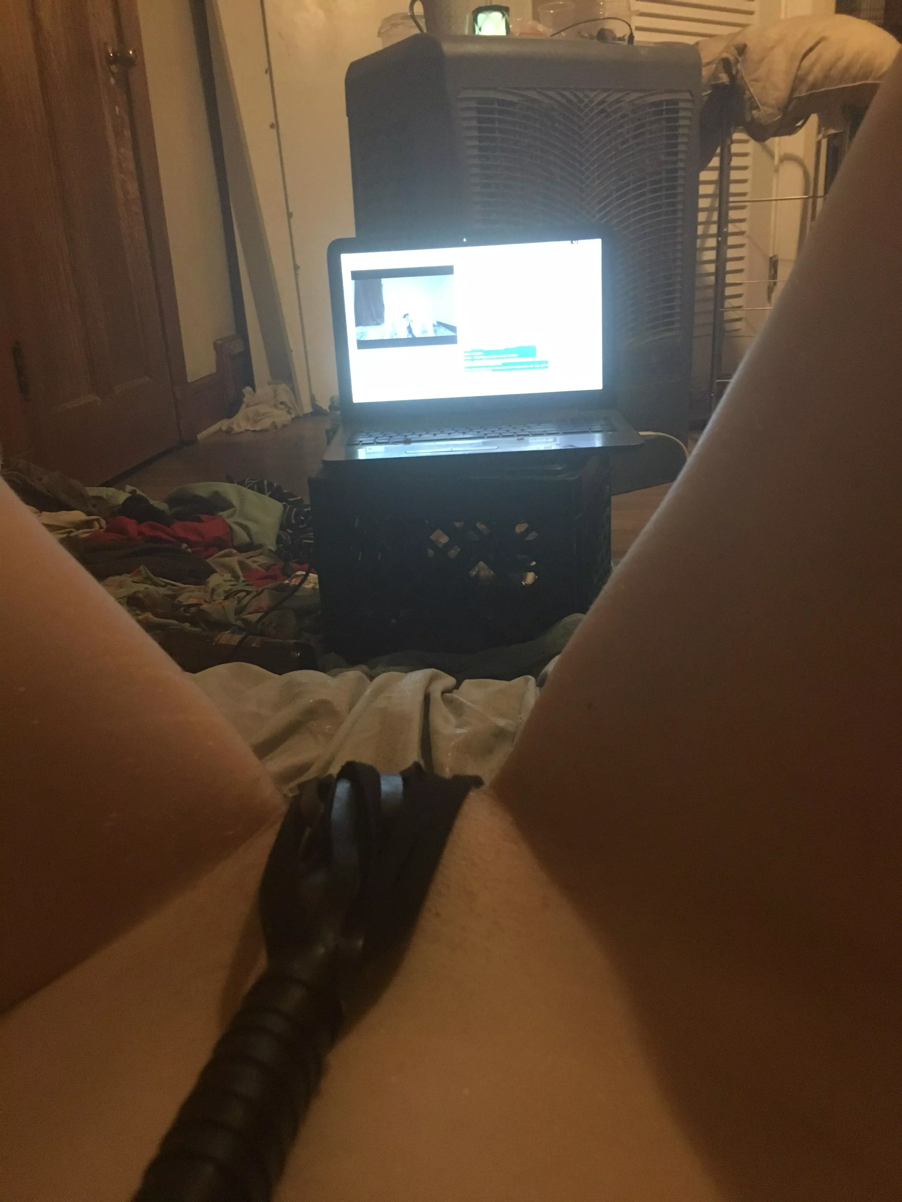 [F] ucking camming