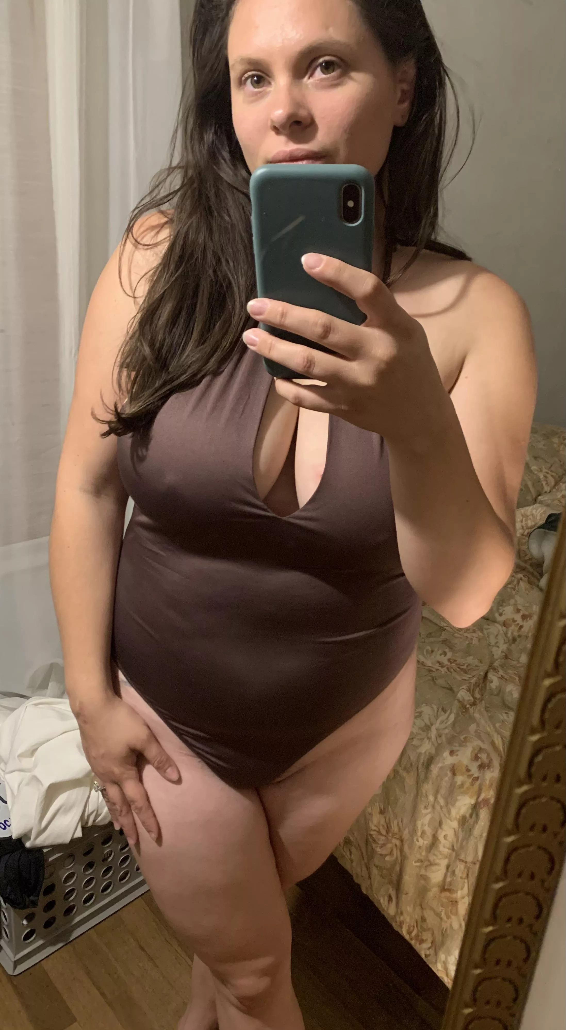 (F25) Chubby and horny