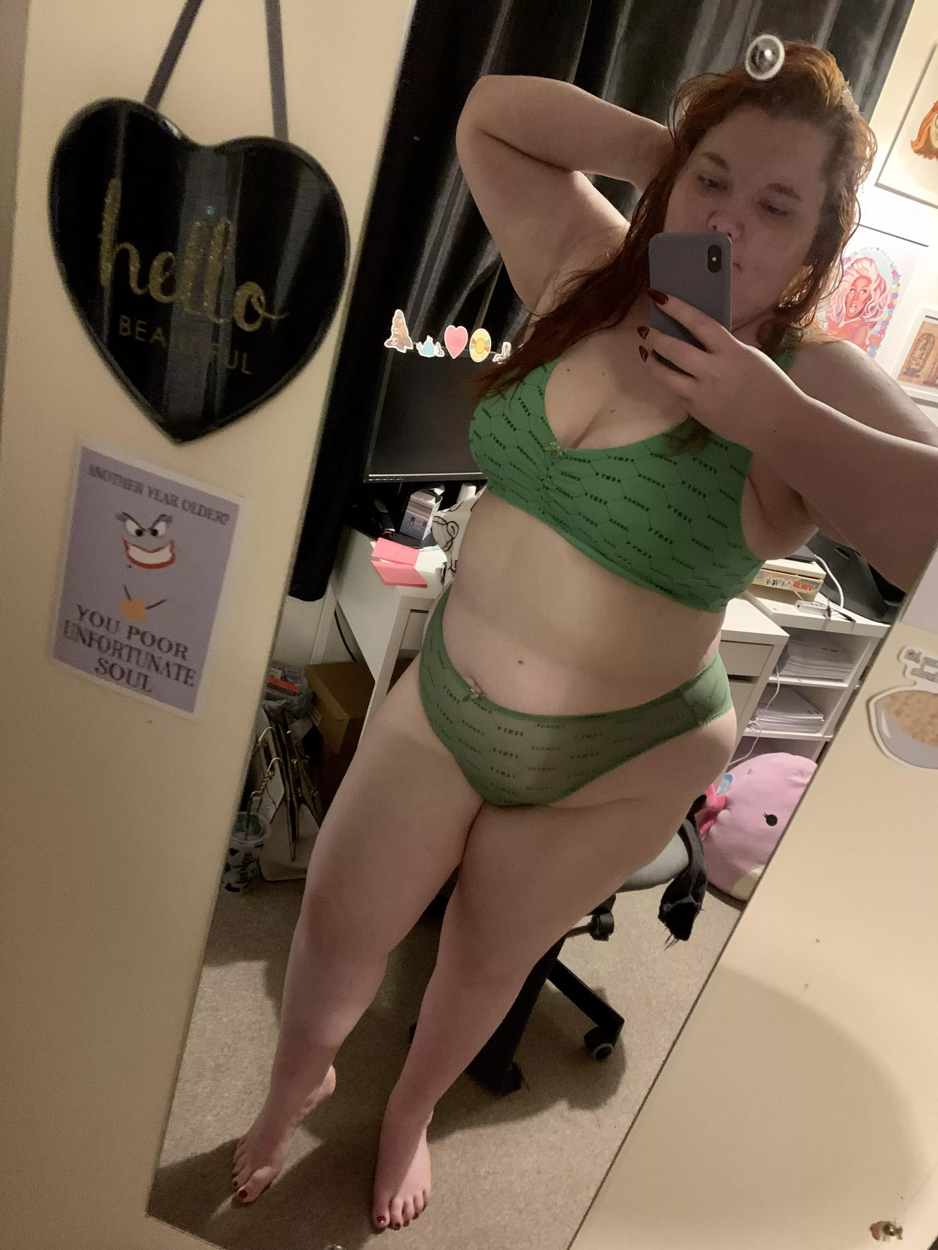 F27 happy Wednesday! Hereâ€™s a little green set!