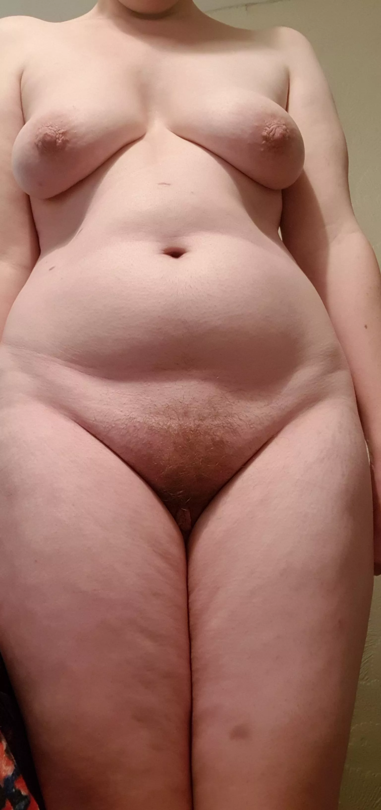 F38. 170lbs. 5ft 7. Felt kinda ashamed of all the weight I've put on but it's difficult to lose it.