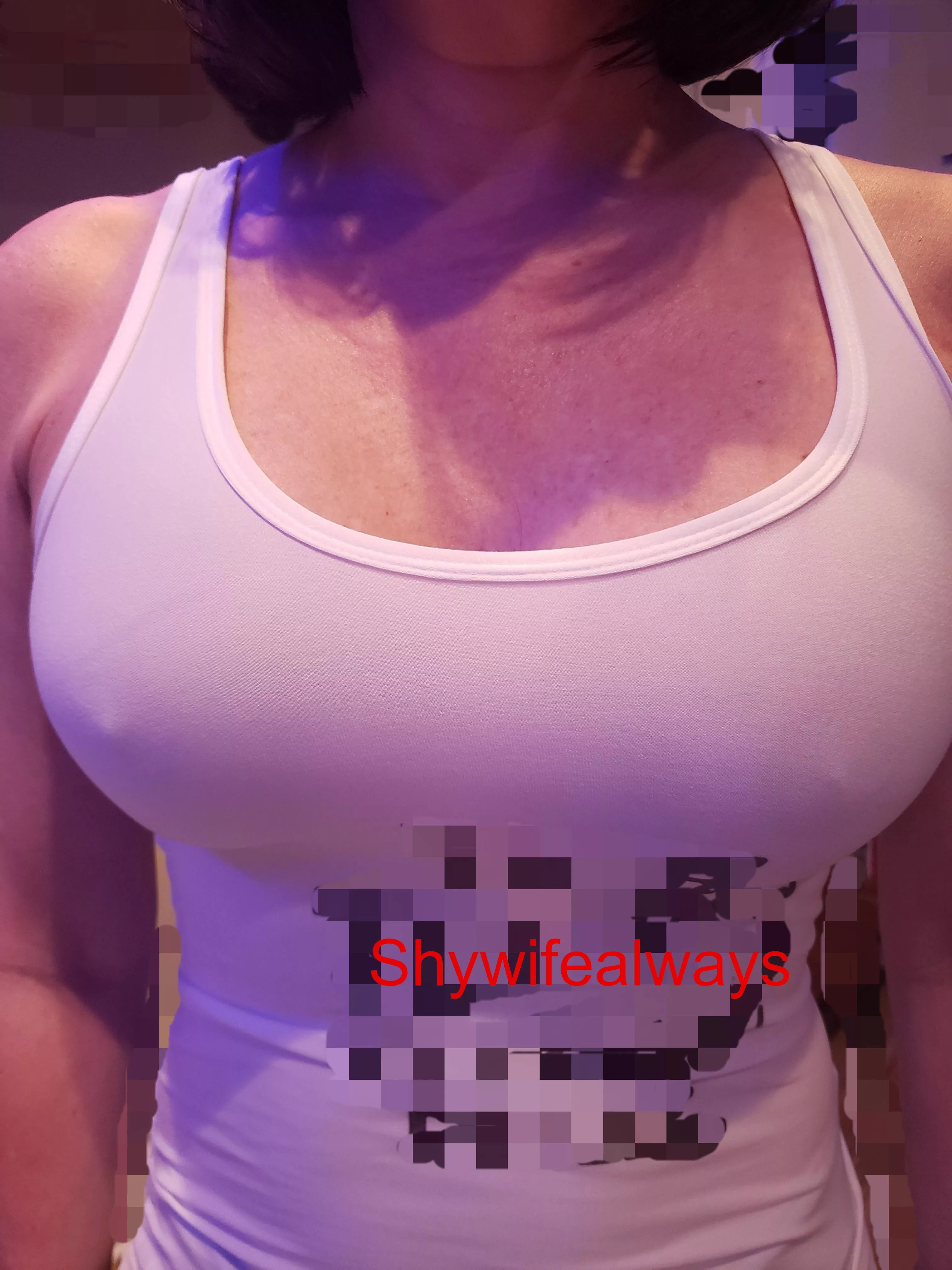 [F]49 My first appropriate Tanktop