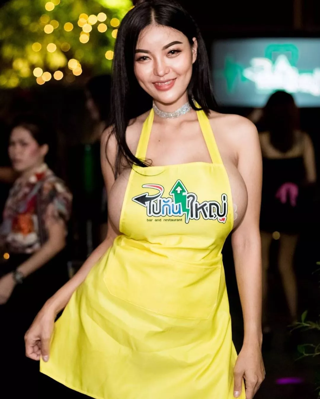 Faii wearing that apron properly.