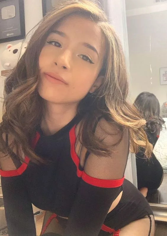 feeding Pokimane