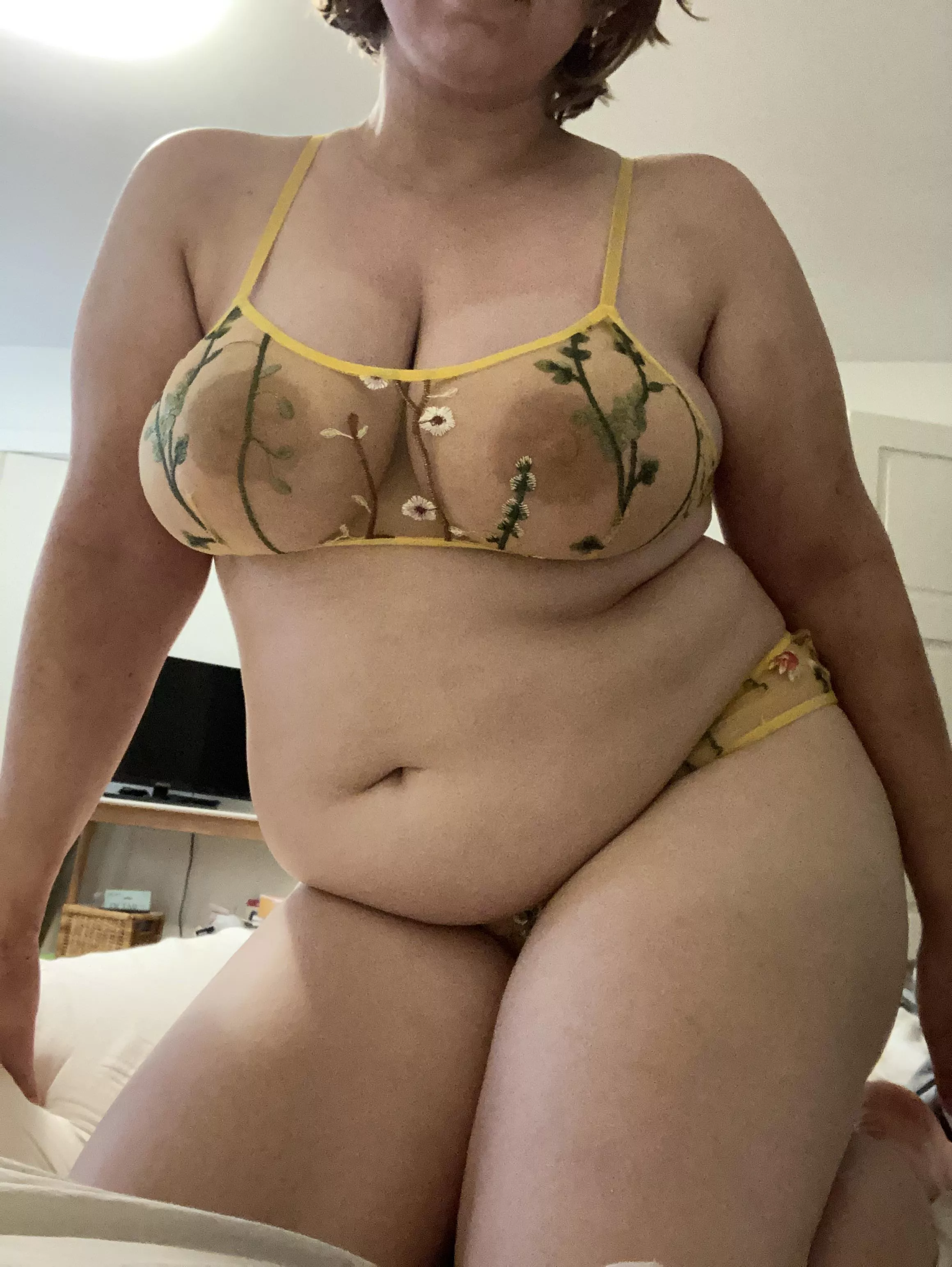 Feeling like a goddess of the bounty of the harvest in this lingerie.