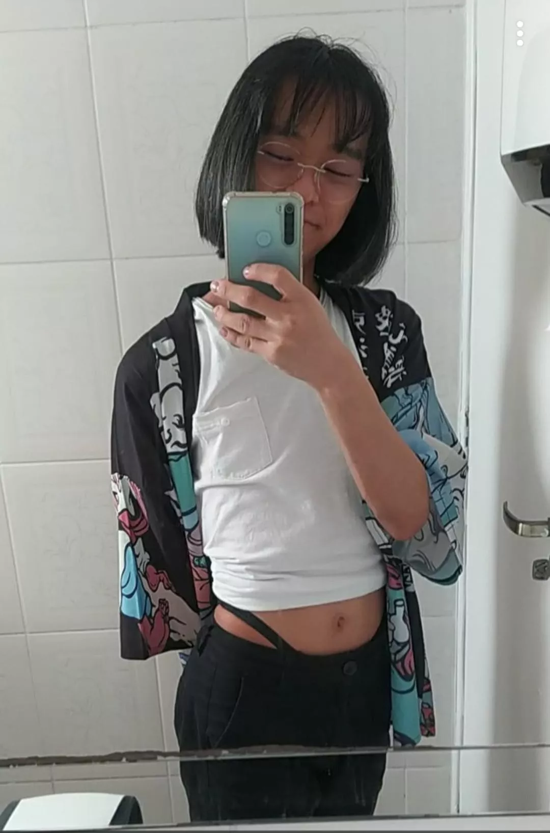 felt cute and absolutely loved this kimono :3