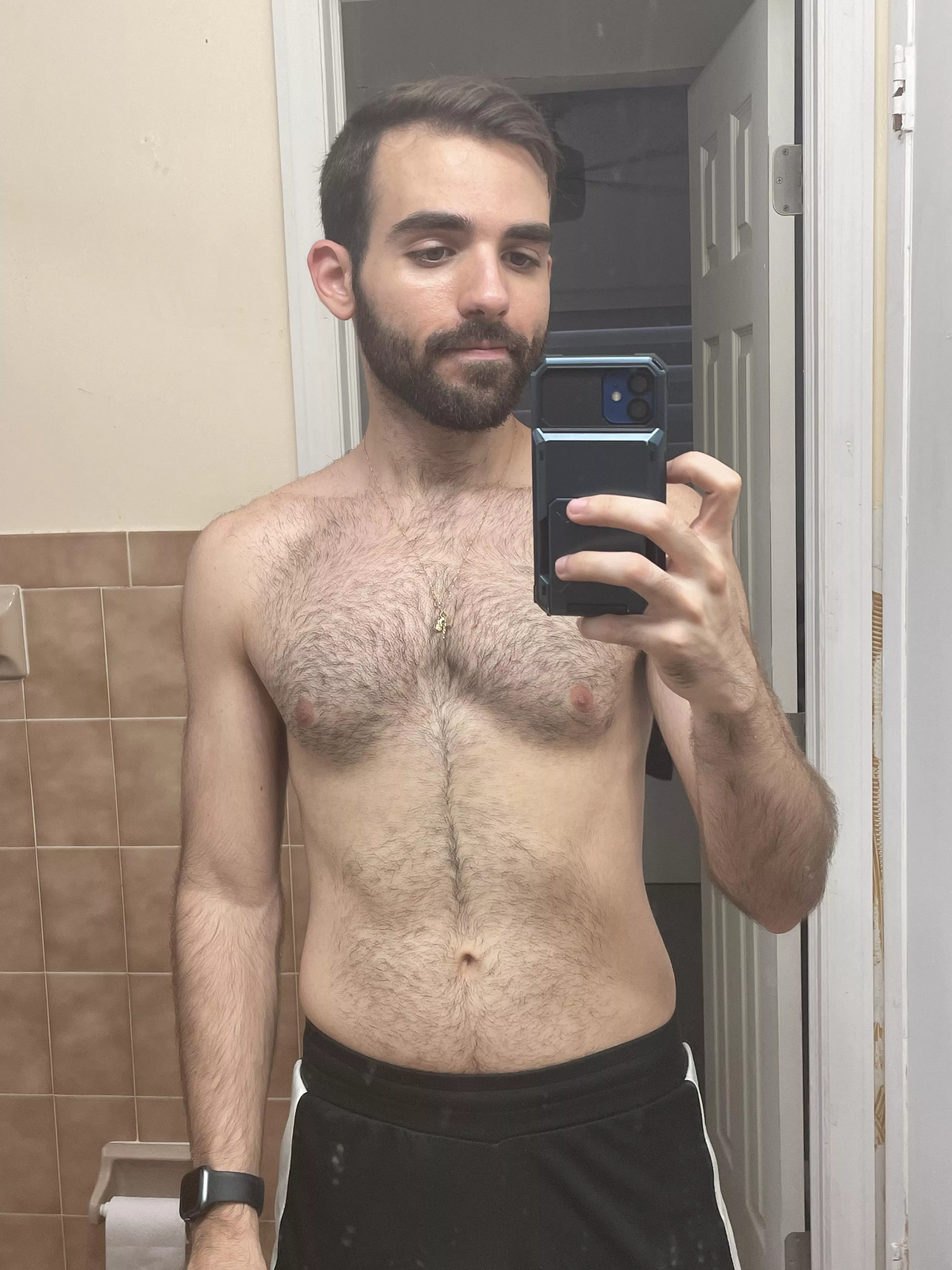 First time post (post-workout pic). Otter alert ;)