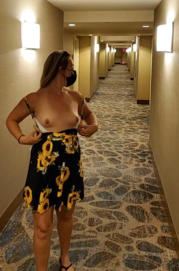 [F]lashing the Hotel Hallway