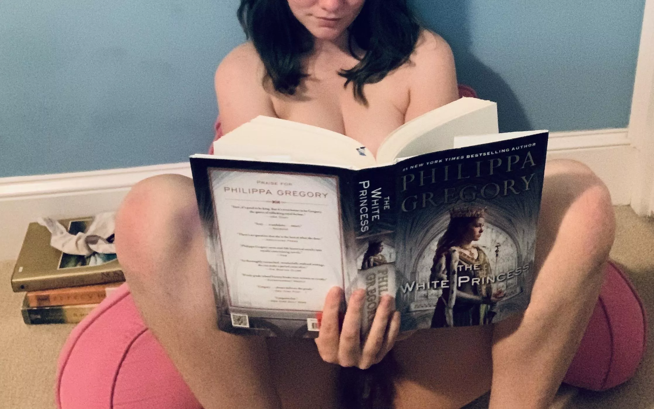 For some reason historical [f]iction makes me all hornyðŸ˜œðŸ–¤