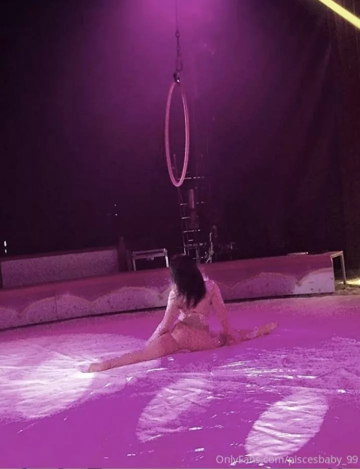 ðŸŽªFormer Circus AcrobatðŸŽª |â—35% OFFâ—| ðŸŽ­Come Watch Me PerformðŸŽ­ |â£Link In The Commentsâ£