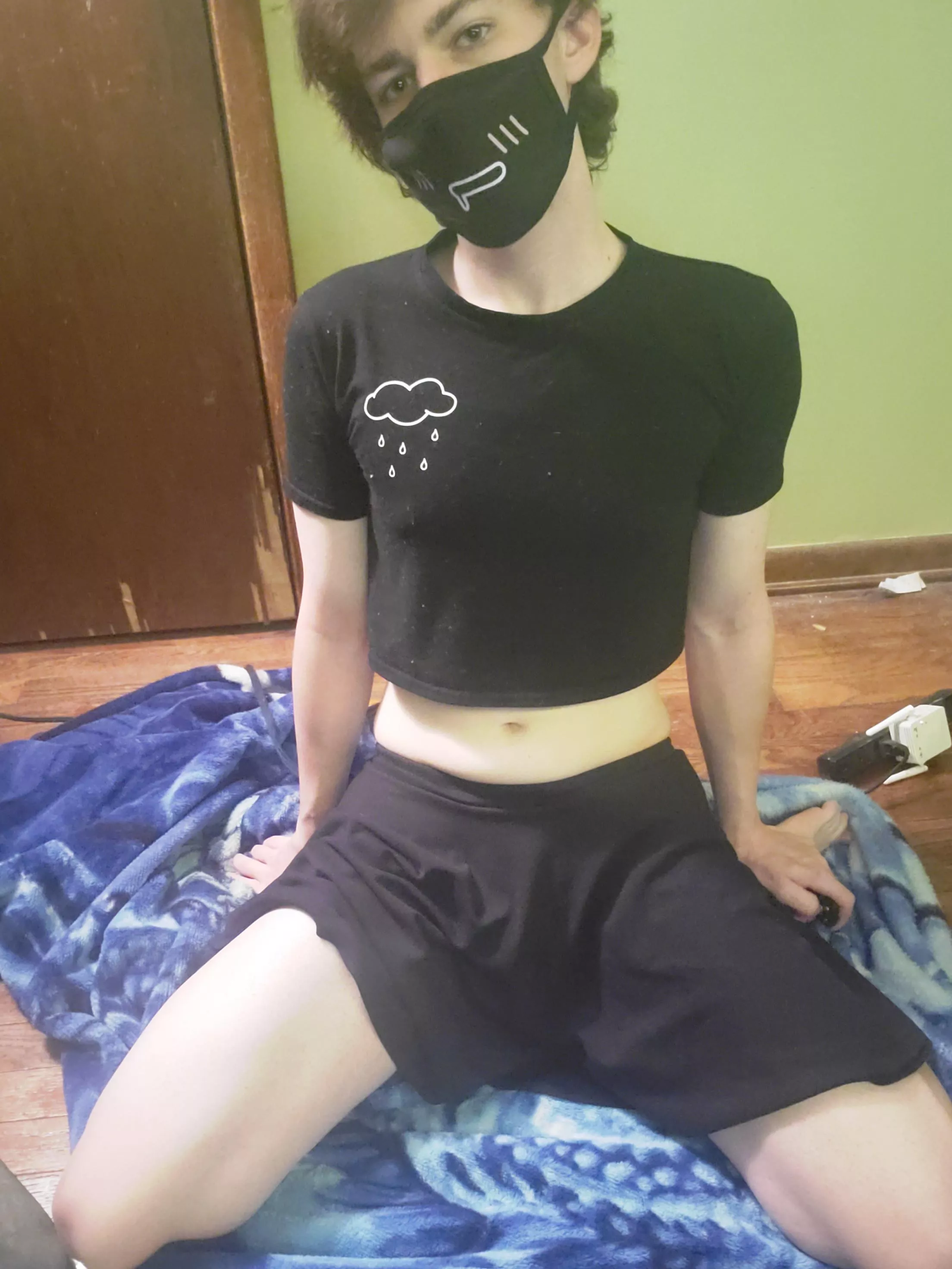 found my skirt just in time for femboy Friday