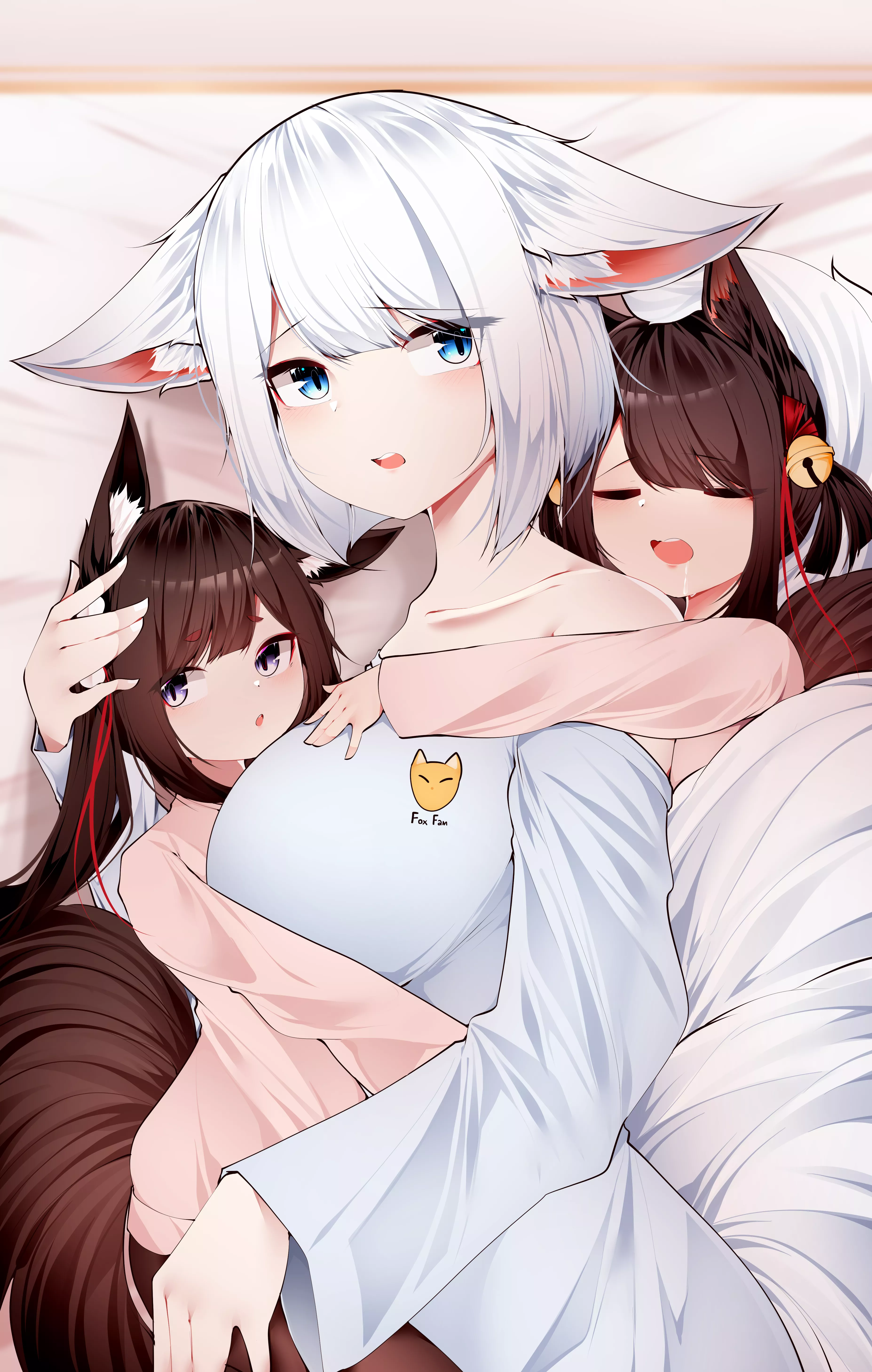 Fox Sleepover (Kaga, Amagi, Akagi)