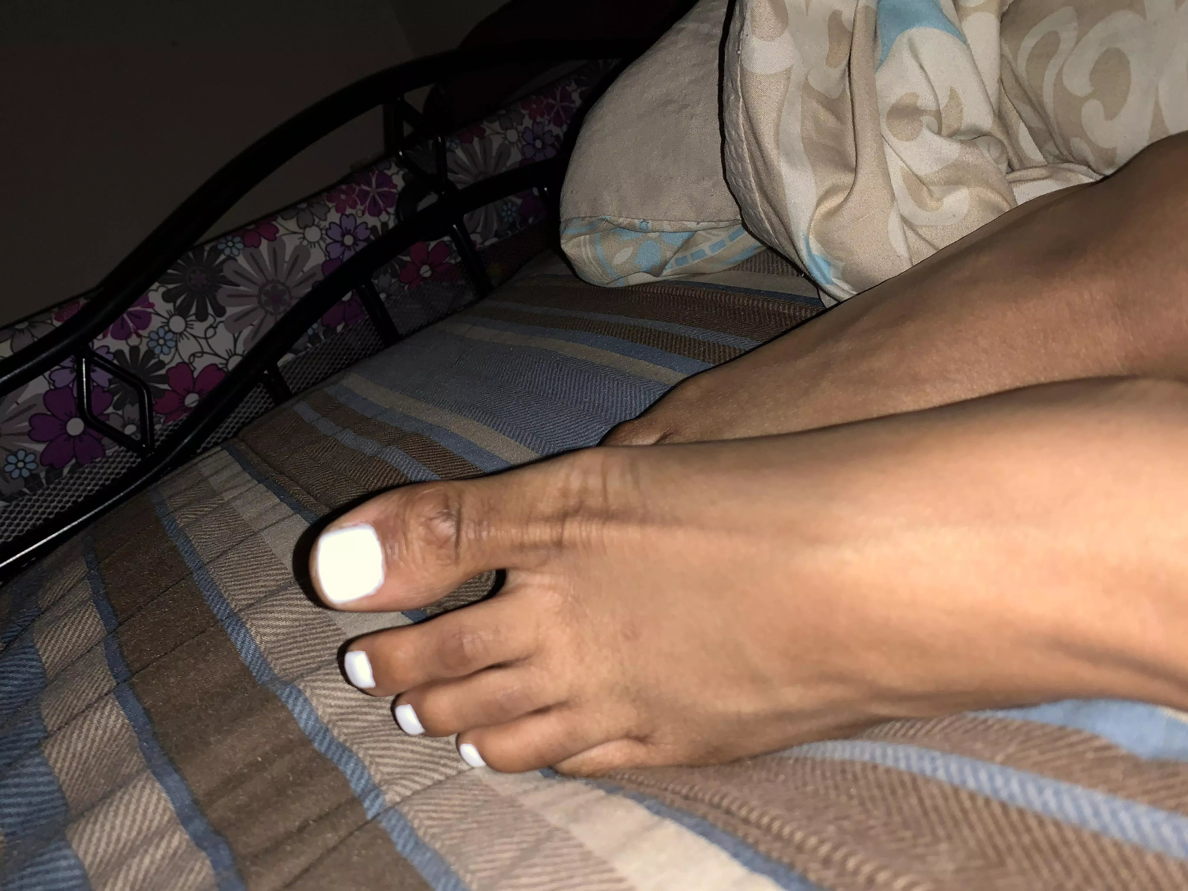 Fresh white toes