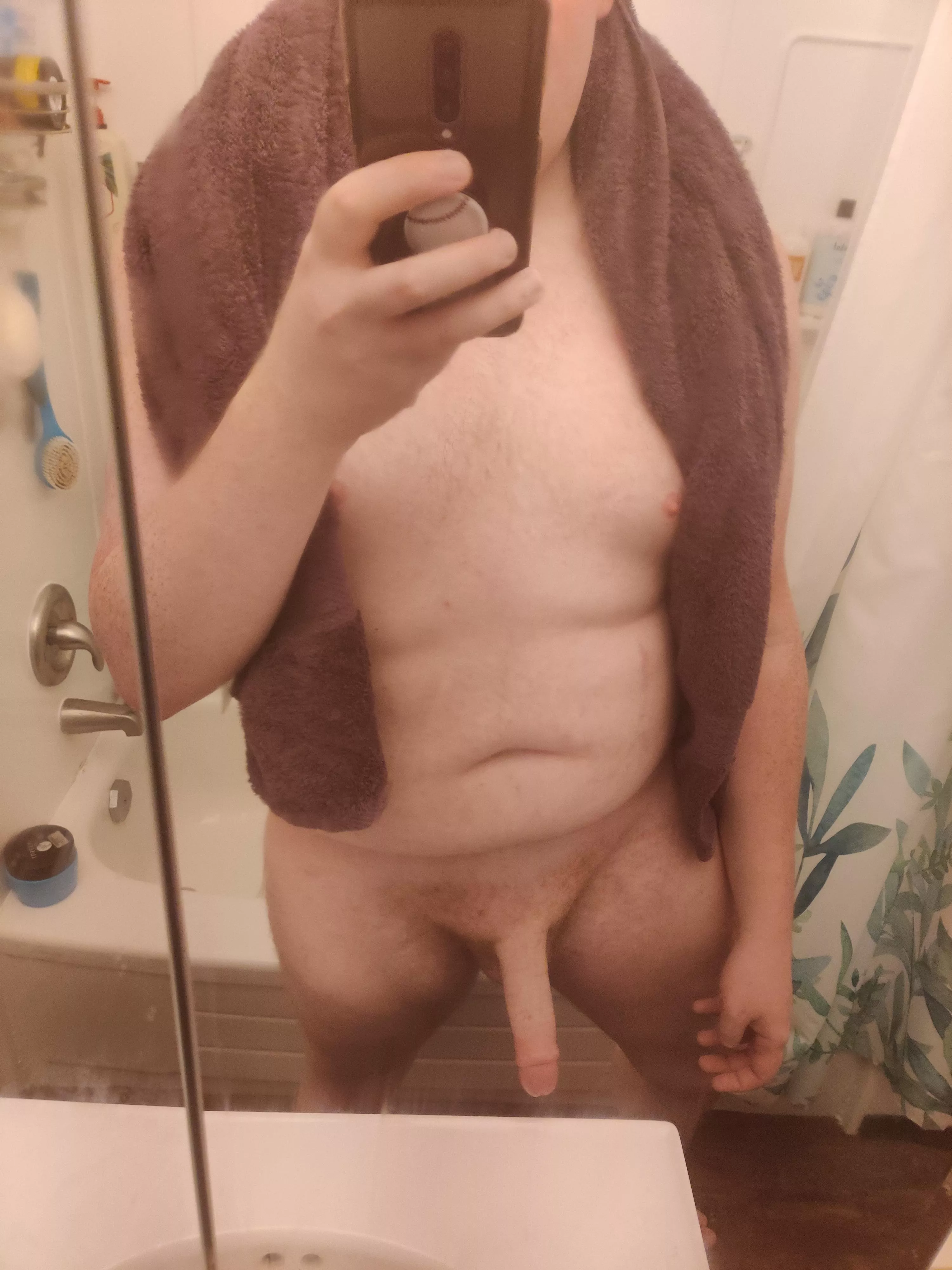 Freshly showered big cock (24m)