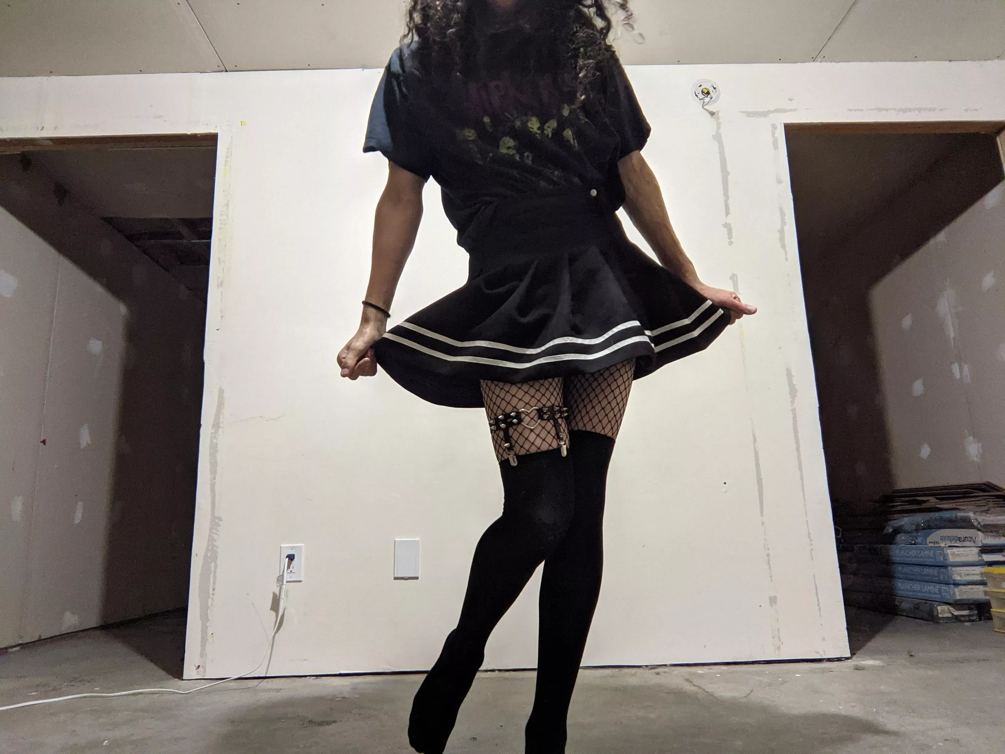 From my post yester I guess y'all like my skirt and figure lol ( don't mind basement )