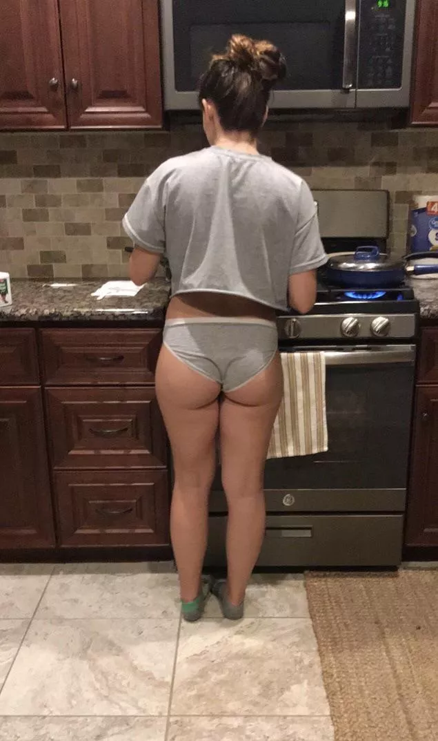 Fuck me good Iâ€™ll make us some food and we can chill after â¤ï¸